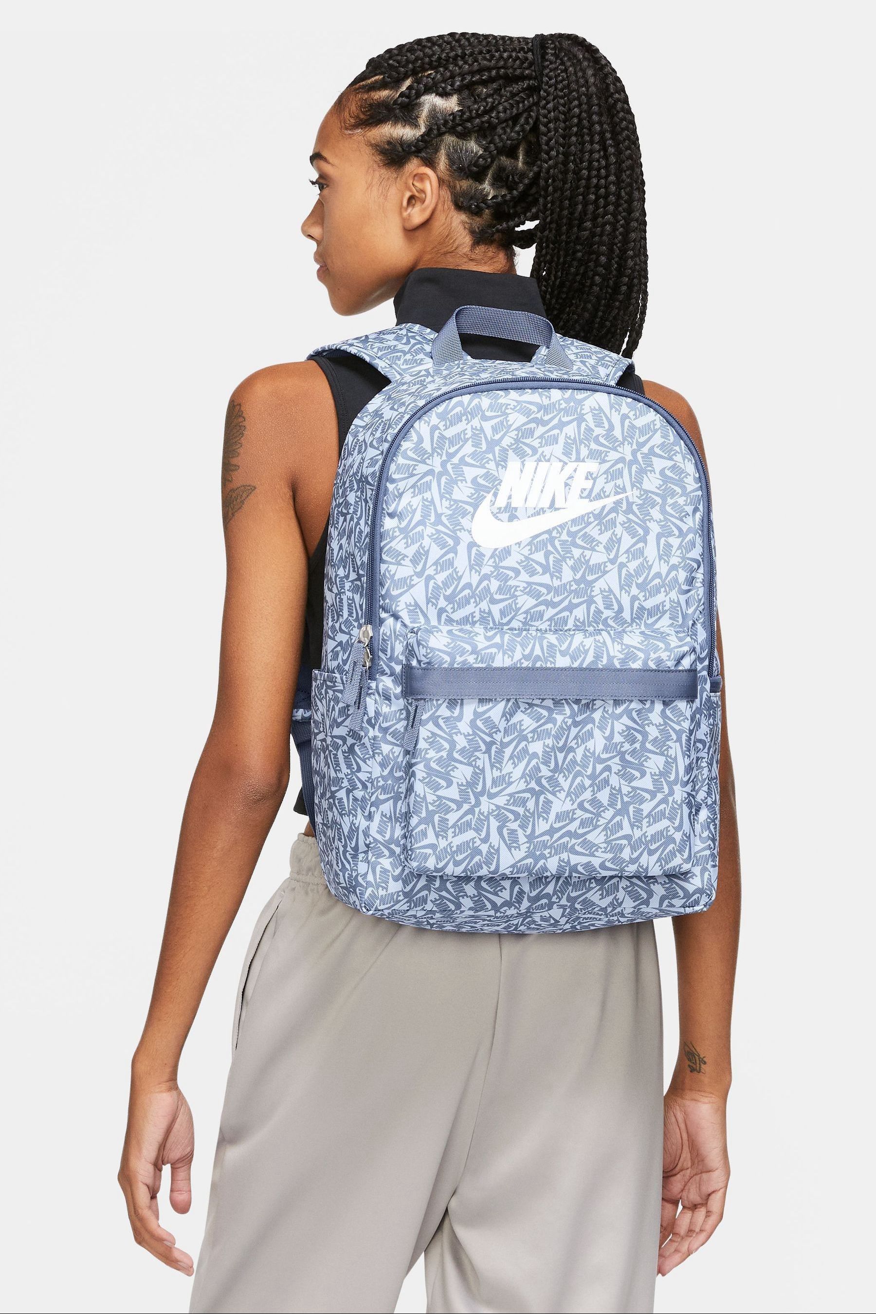 Light blue nike bag discount