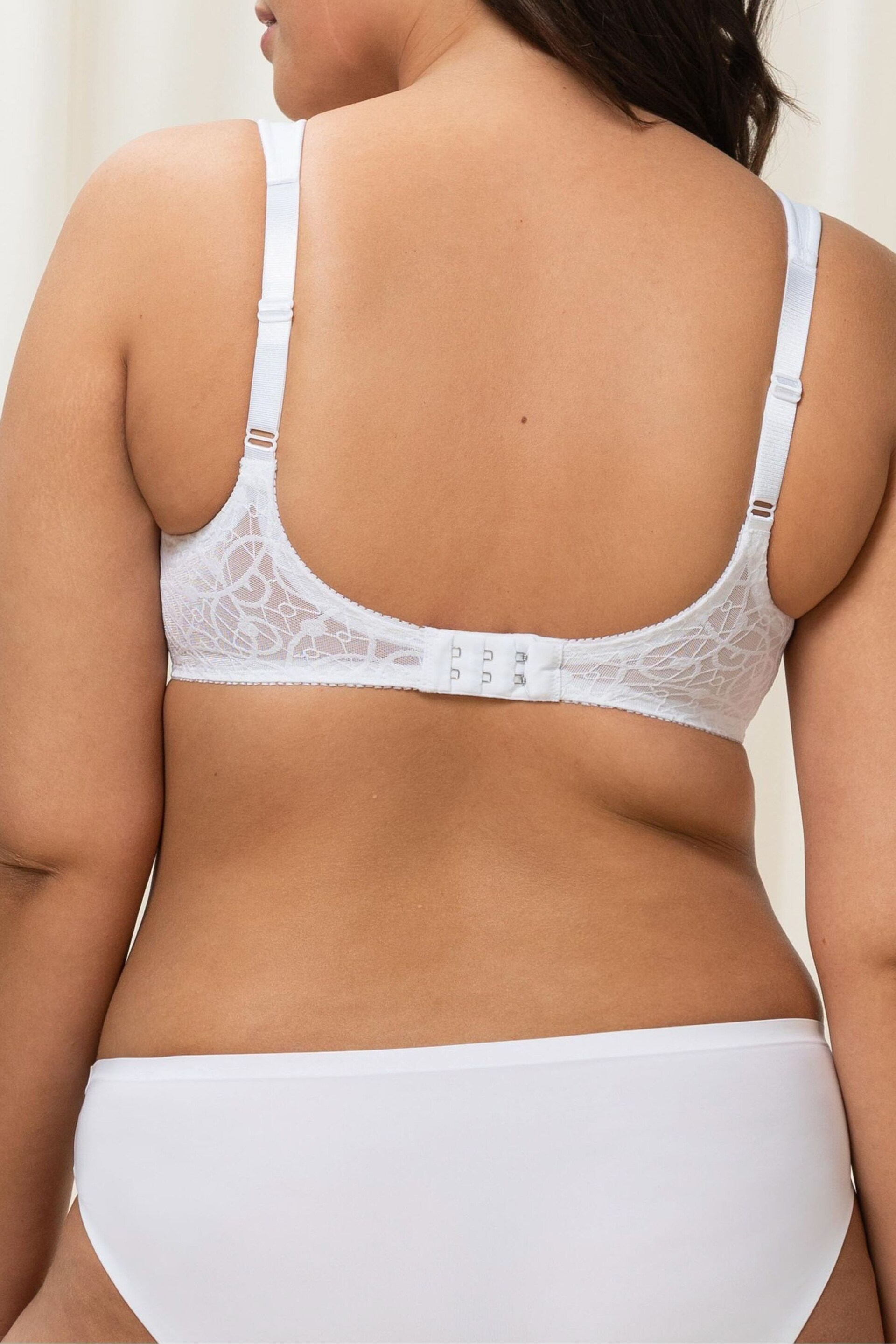 Triumph® Comfort Minimiser Bra - Image 5 of 7