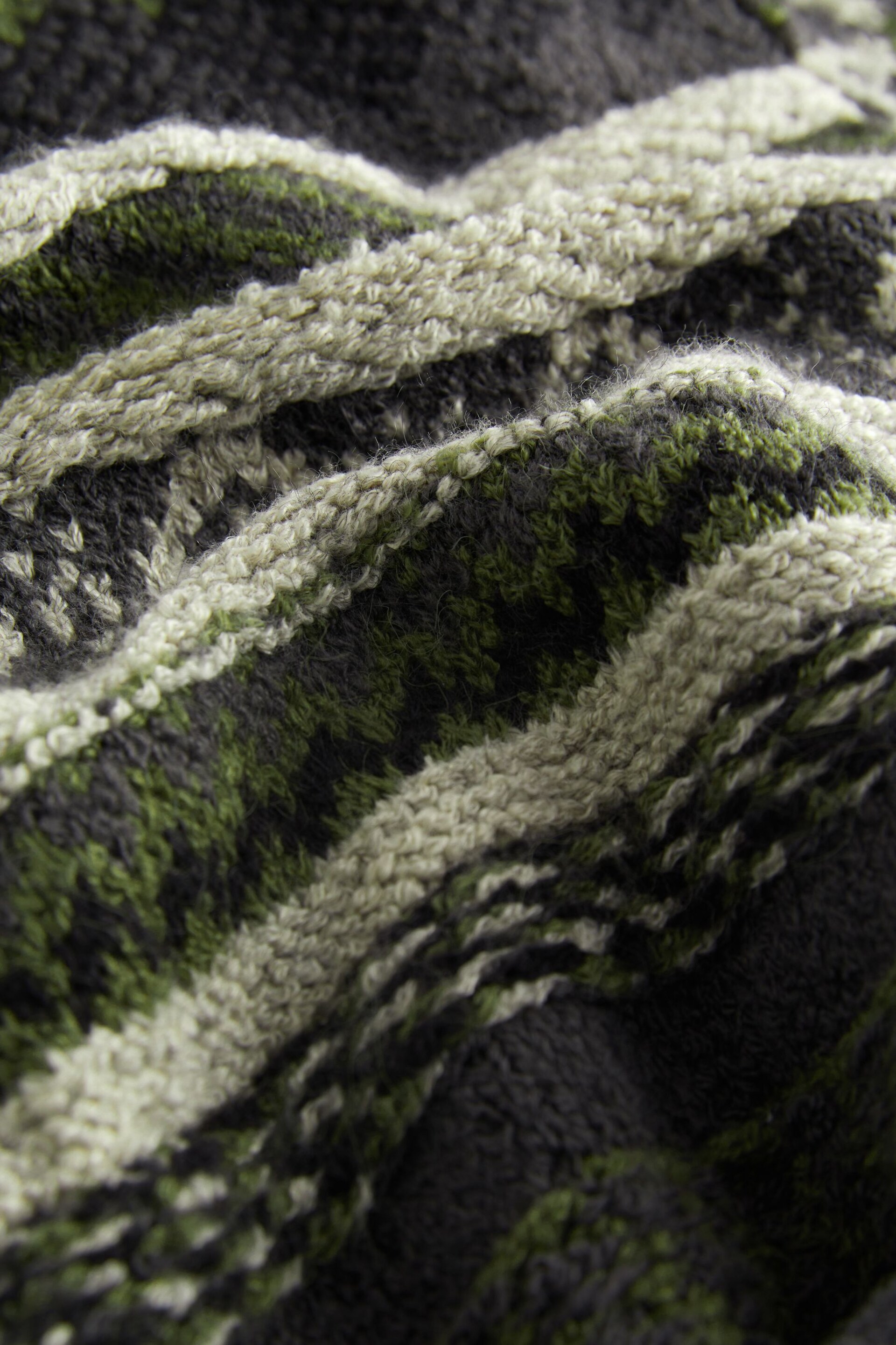 Green Pattern Edge to Edge Cardigan - Image 5 of 5