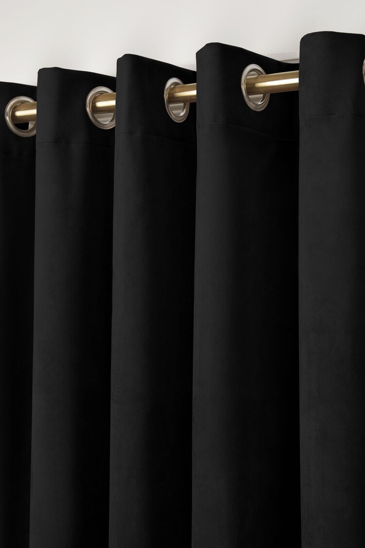 Laurence Llewelyn-Bowen Black Montrose Velvet Blackout Thermal Eyelet Curtains - Image 3 of 3