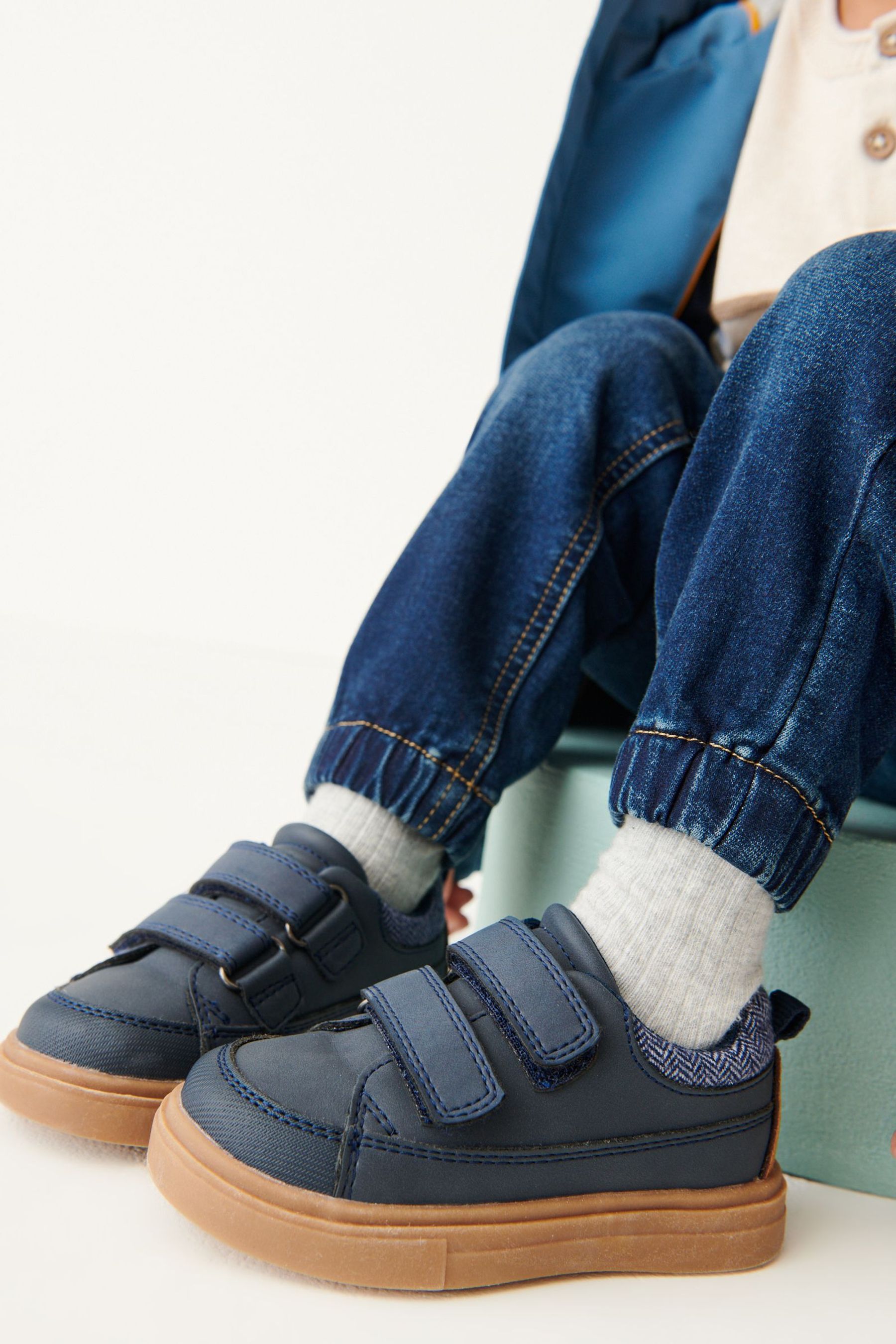 Blue smart shoes discount