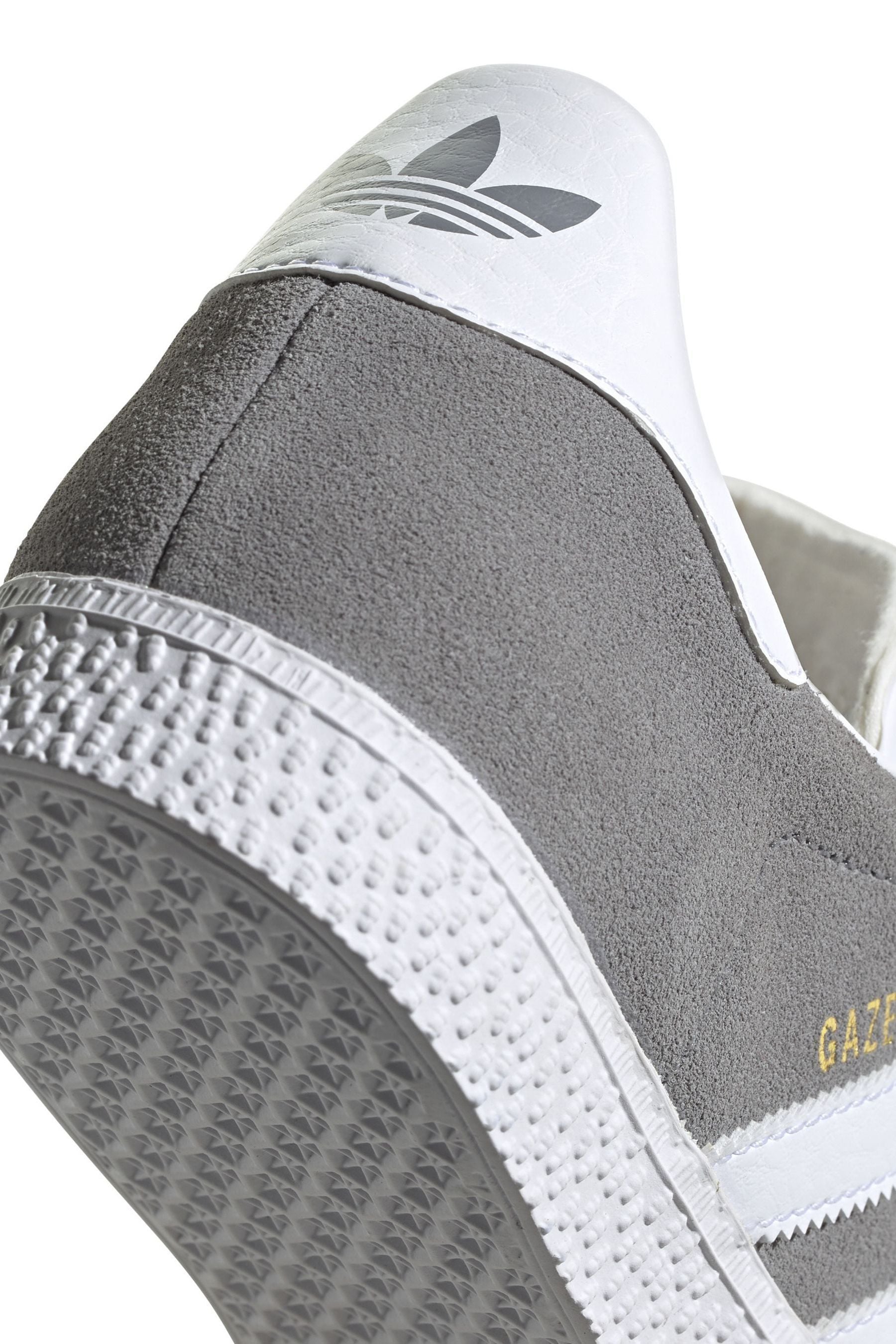 Adidas originals gazelle trainers in grey hotsell