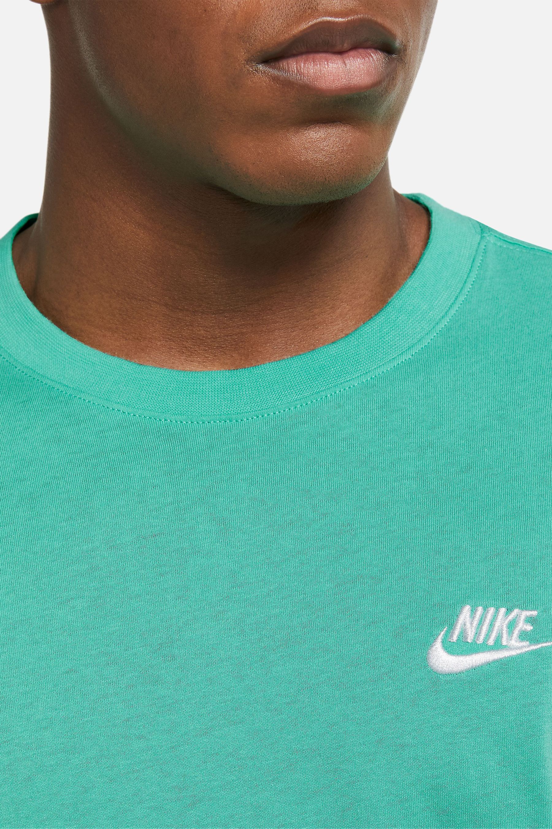 Mint color nike shirt 2025