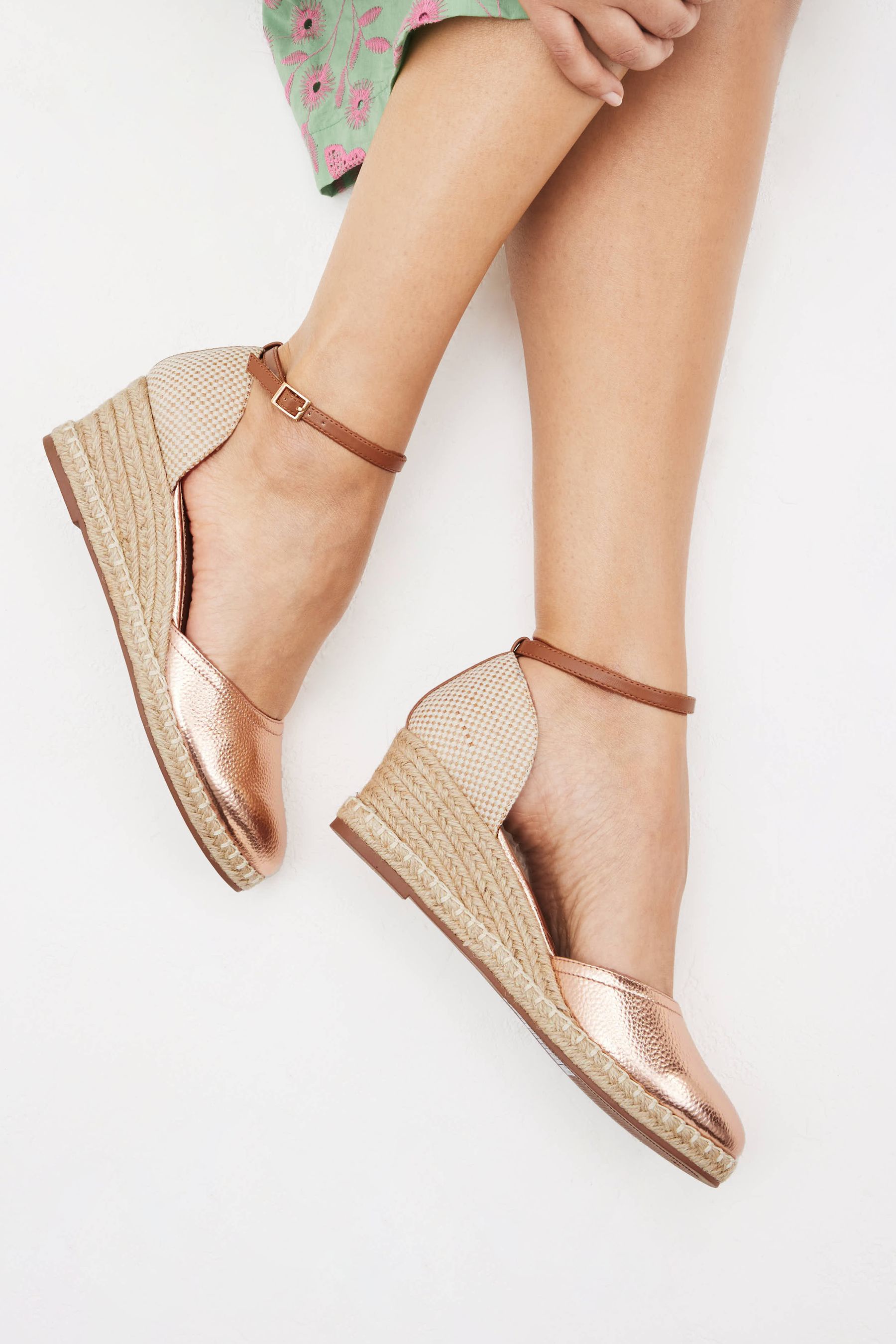 Rose gold tie up wedges top