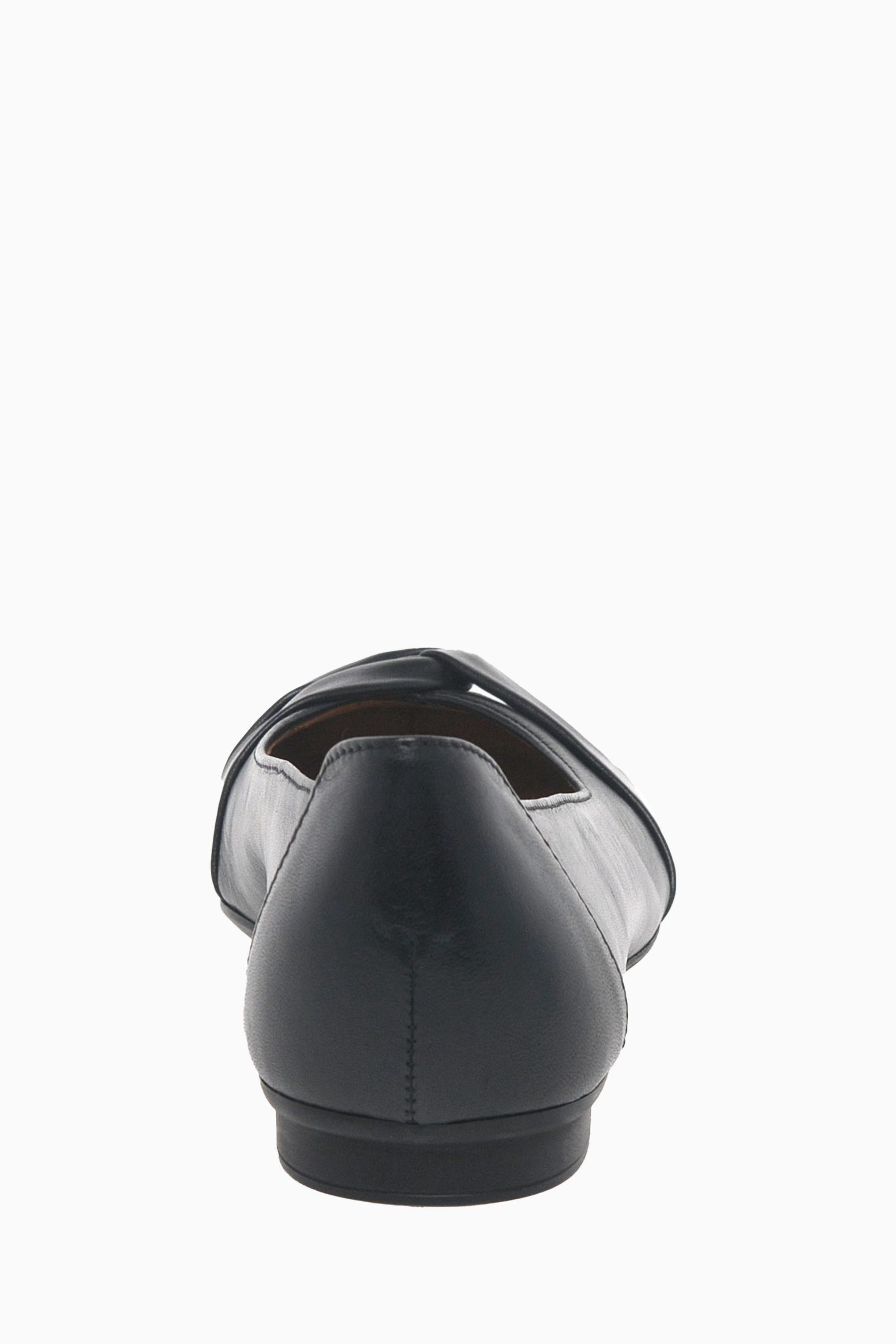 Gabor Frost Black Leather Ballerina Pumps