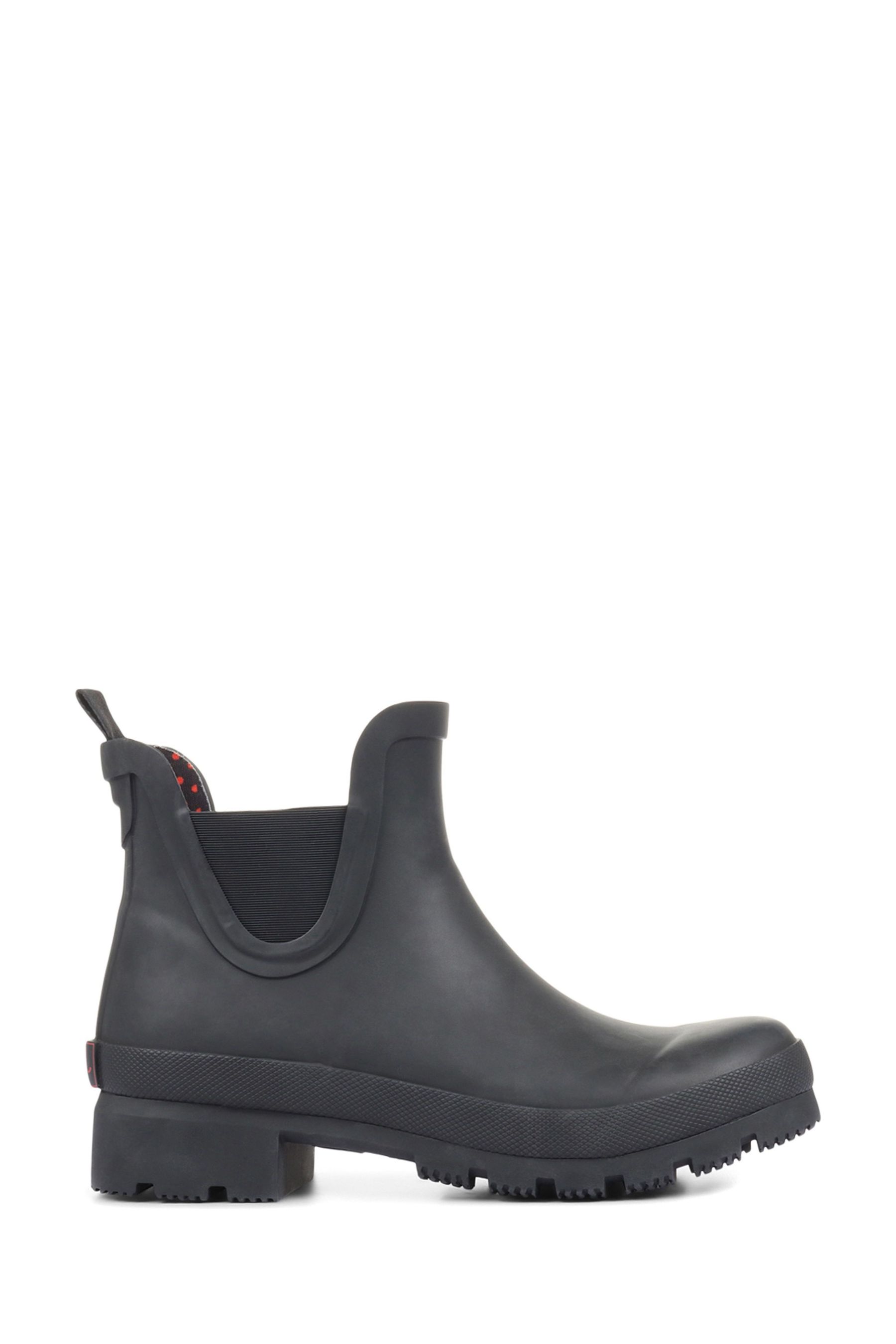 Jones chelsea boots ladies store