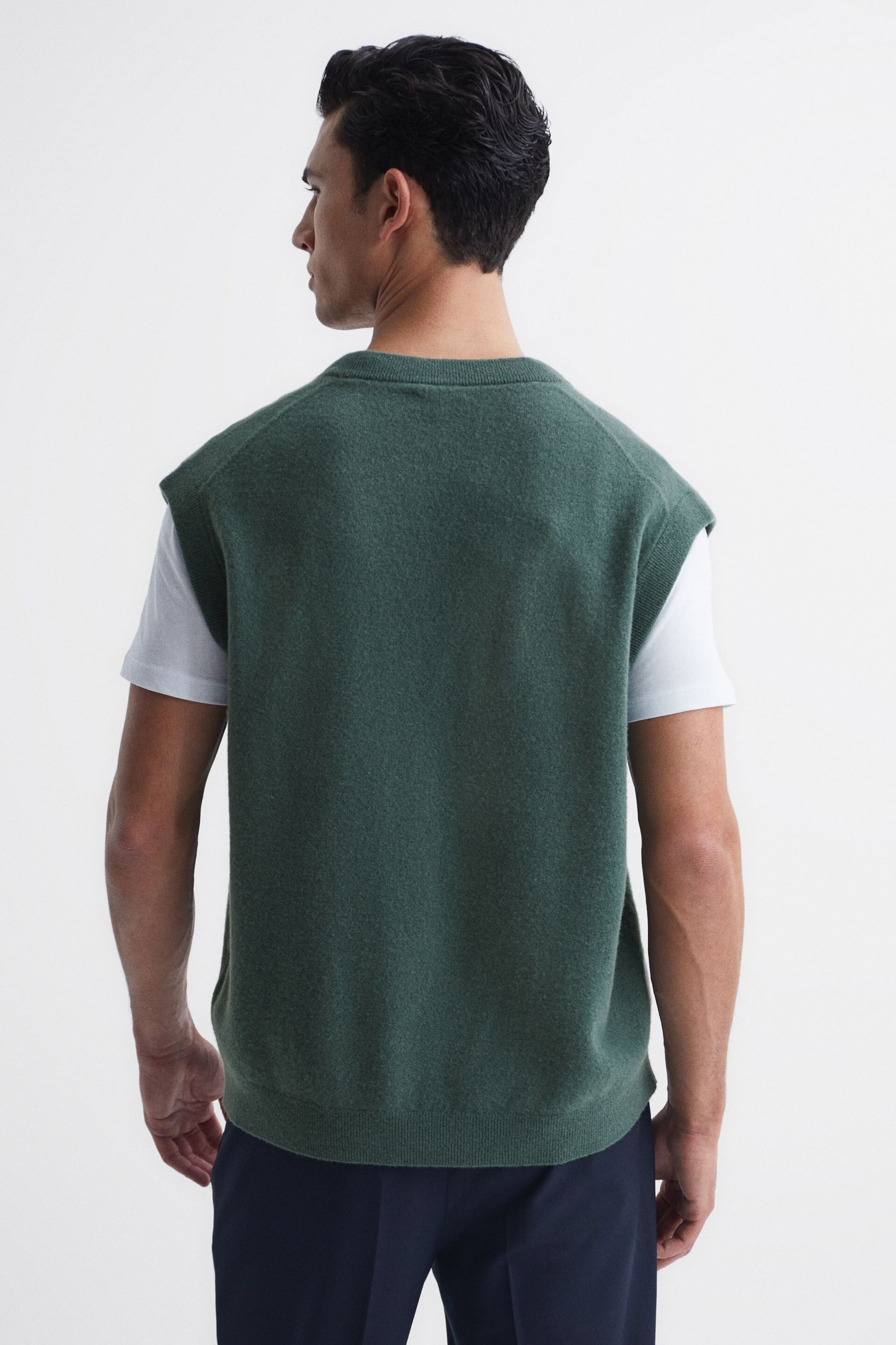 Reiss Pine Green Fiji Wool Blend Sleeveless Knitted Vest - Image 5 of 7