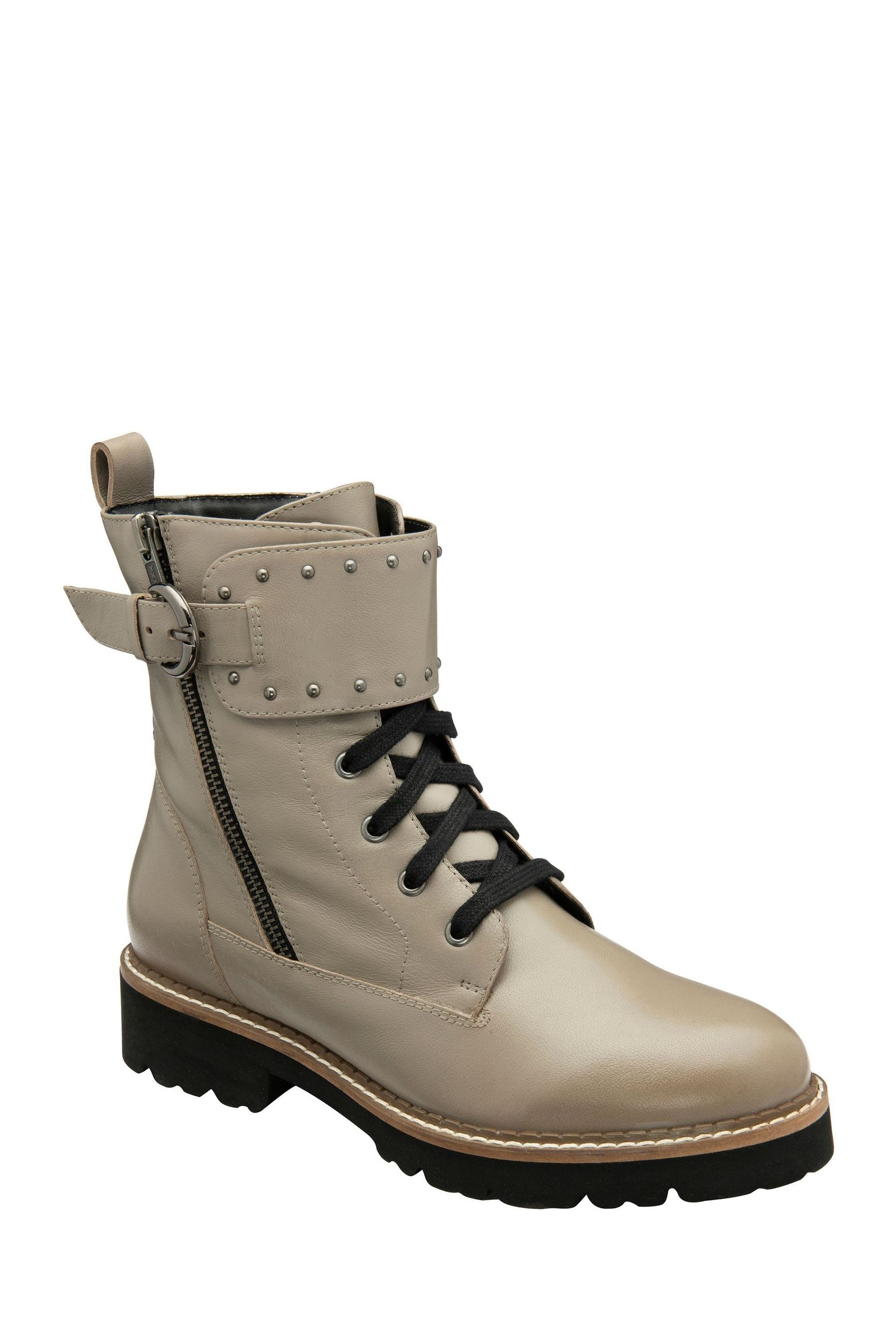 Zip up walking boots discount