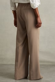 Reiss Mink Neutral Eden Petite Half-Elasticated Wide Leg Trousers - Image 5 of 7