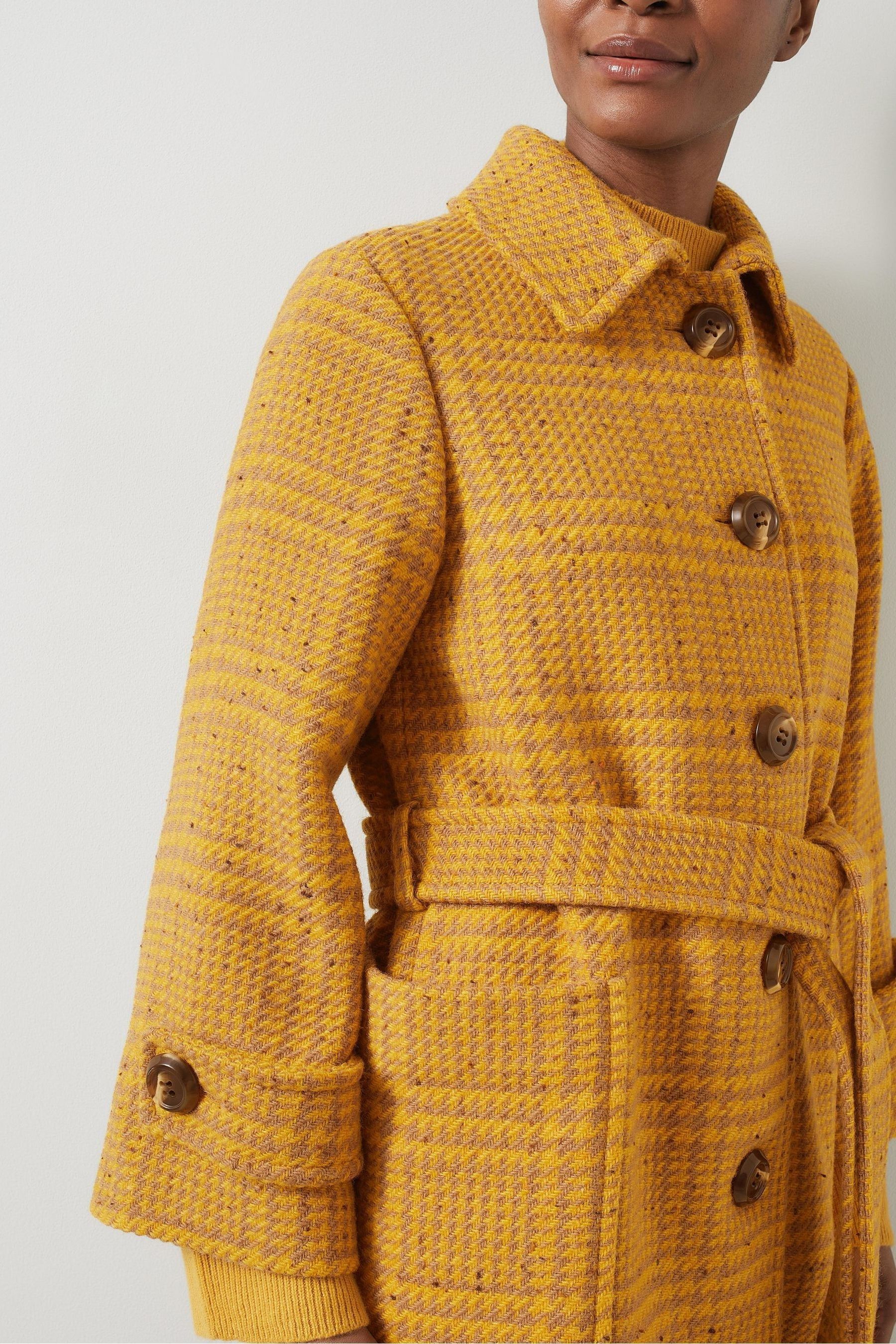 Quiz mustard coat online