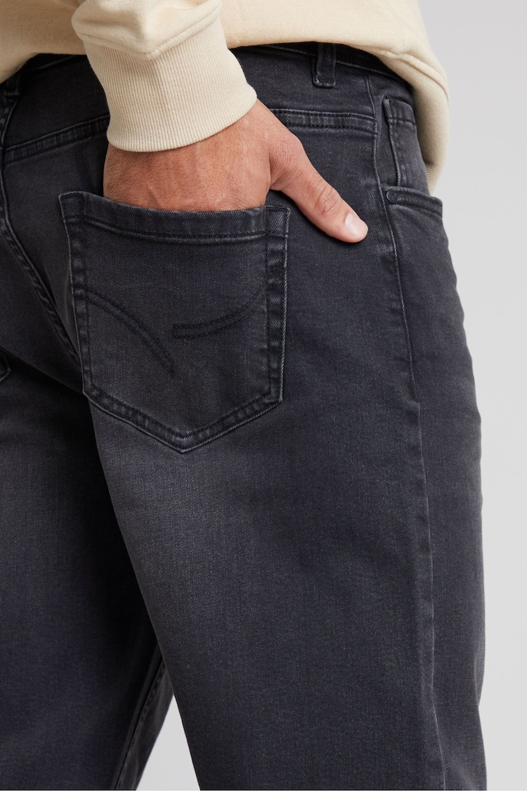 Threadbare Grey Short Straight Fit Jeans With Stretch - Image 4 of 4