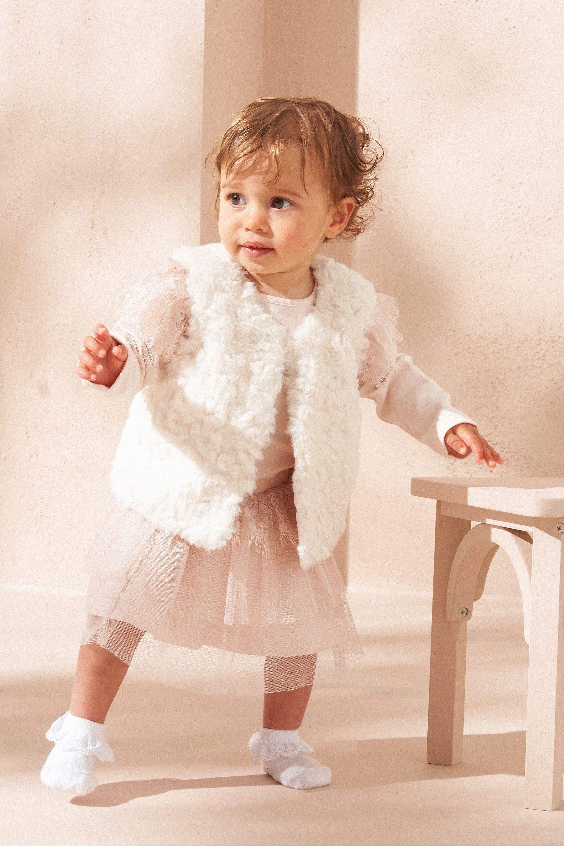 Cream faux fur gilet store