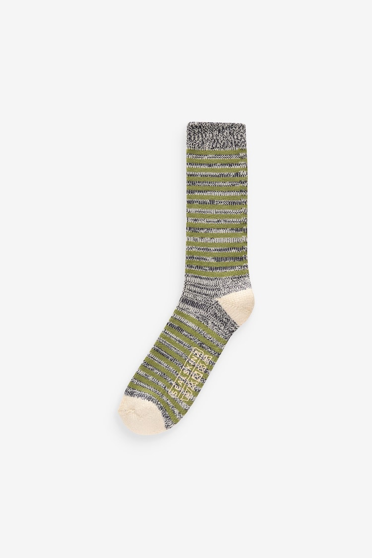 Sealskinz Green Attleborough Bamboo Mid Length Lightweight Stripe Socks - Image 1 of 1