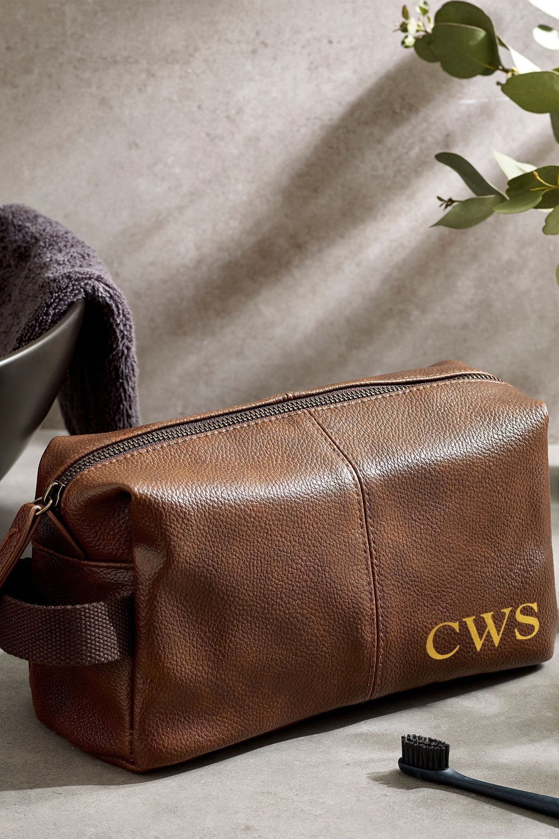 Personalised leather bag mens 2025