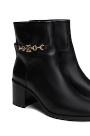 Tommy Hilfiger Chain Leather Mid Heel Black Boots - Image 4 of 7