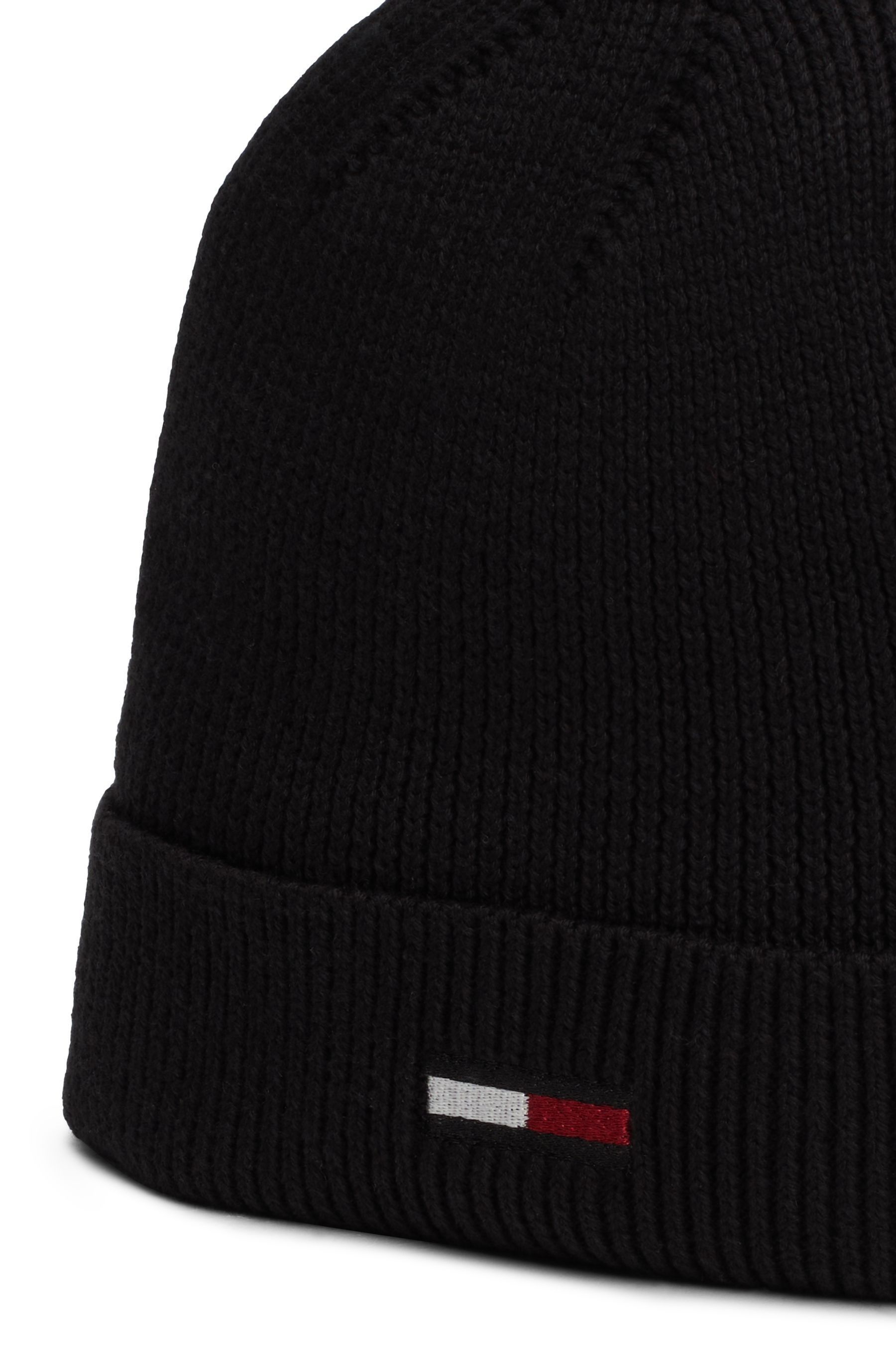 Black tommy hilfiger beanie outlet