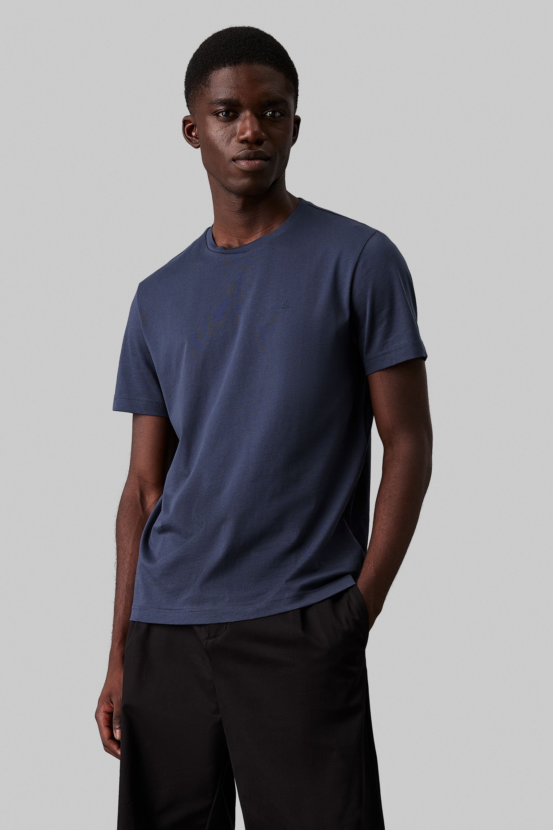 Blue calvin klein t shirt online