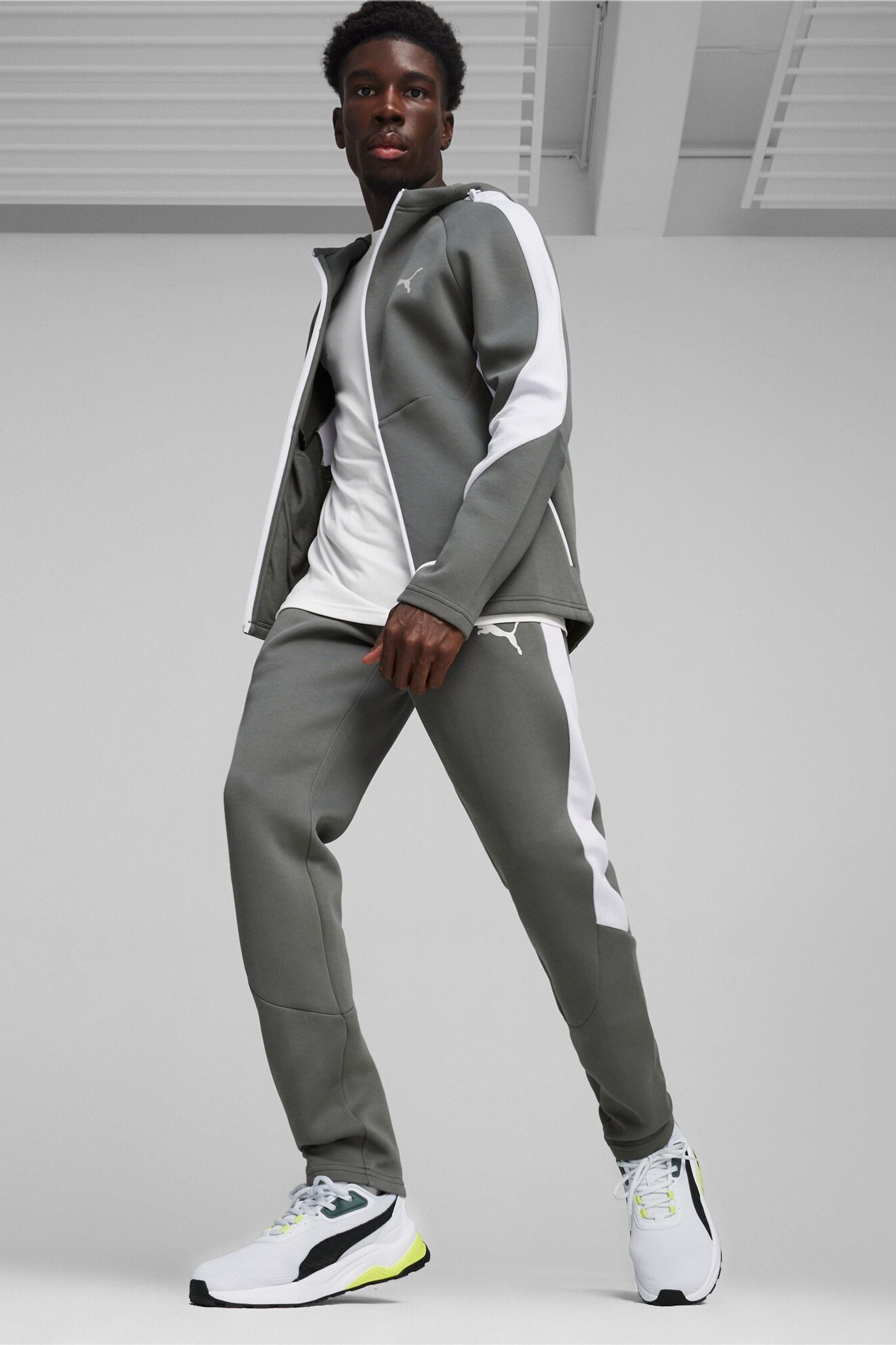 Puma evostripe sweatpants mens best sale
