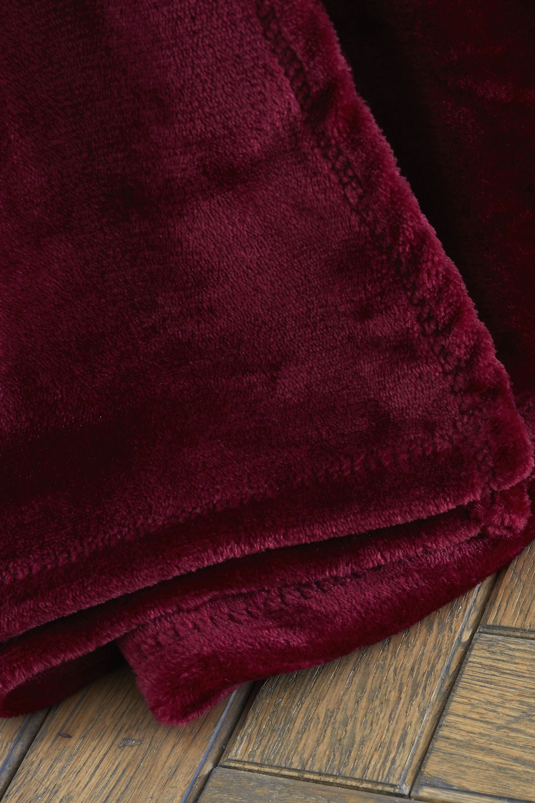 Red velour blanket best sale