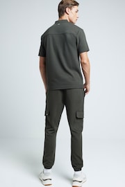 River Island Green Slim Fit Smart Cargo Joggers - Image 2 of 3