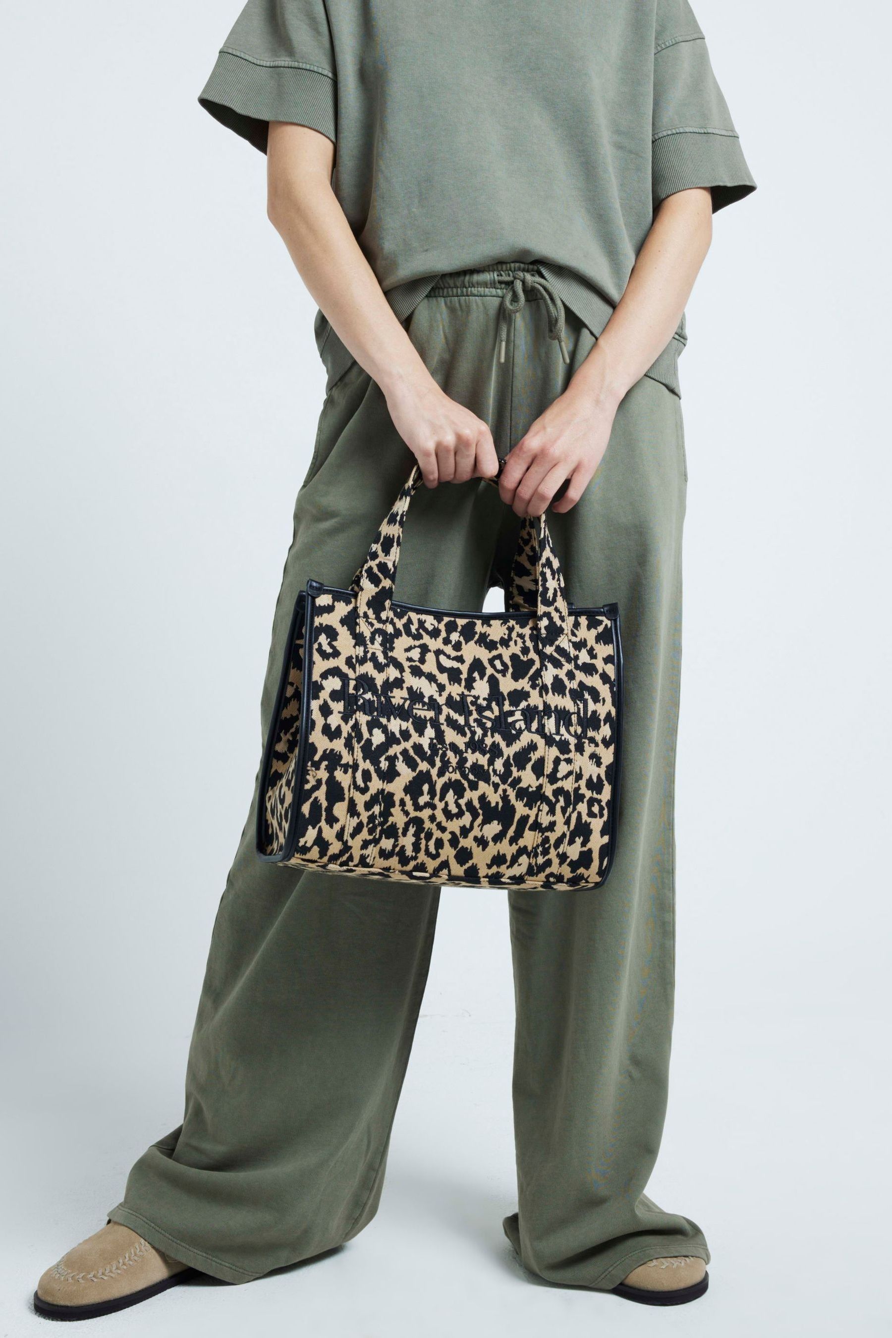 Next tote shop