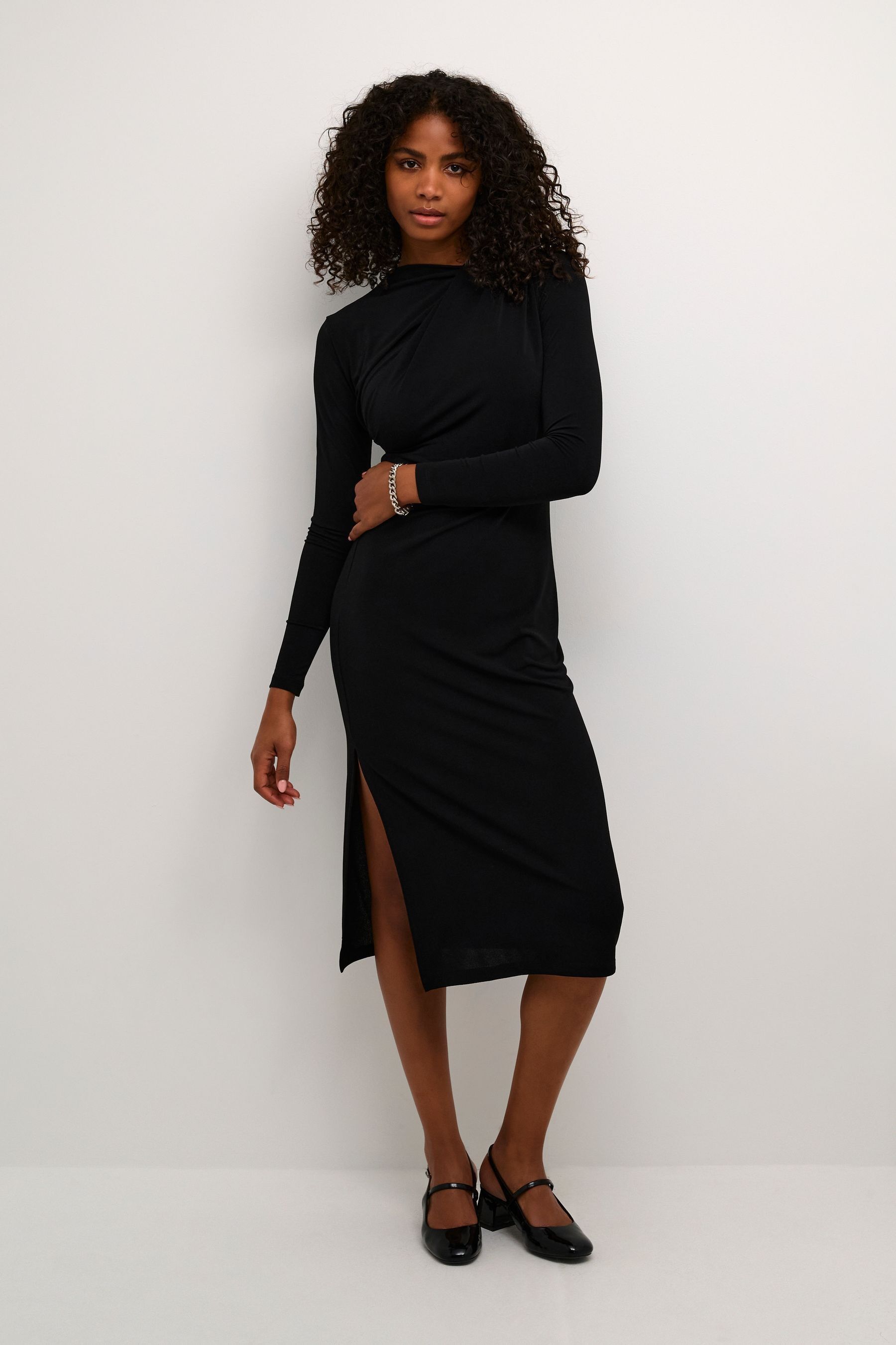 Black fitted jersey dress cheap