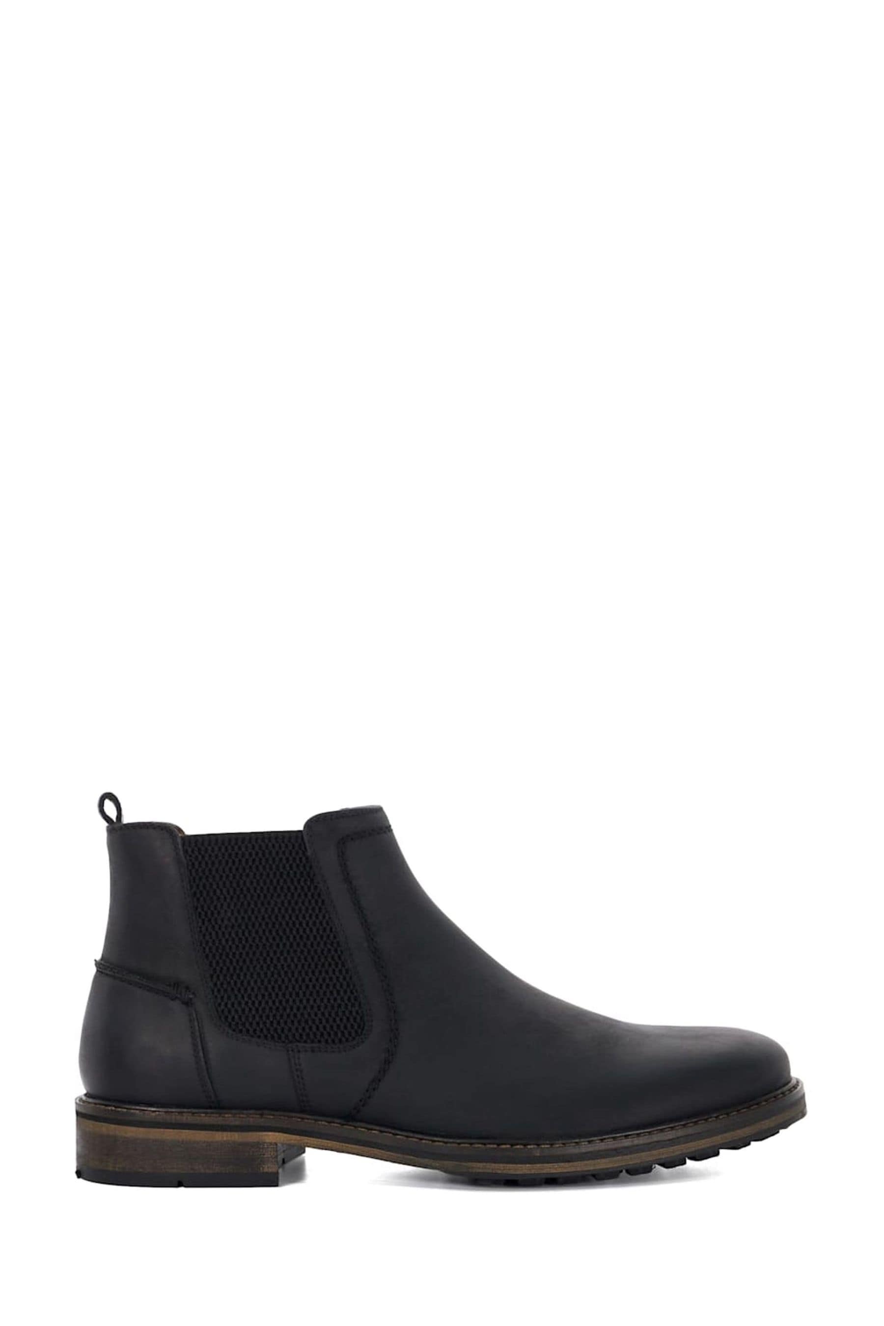Plain black boots deals