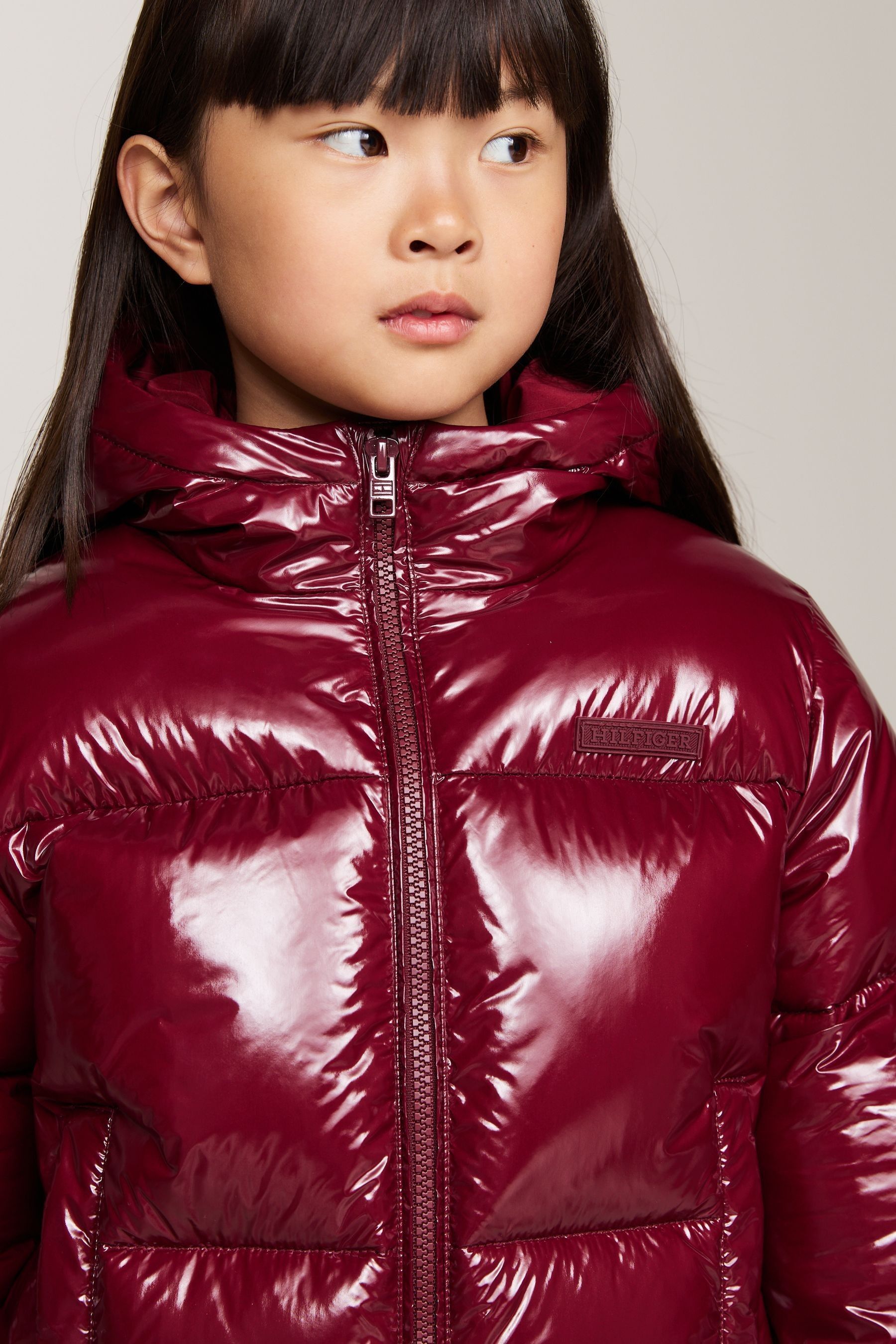 Tommy hilfiger puffer jacket red hot sale