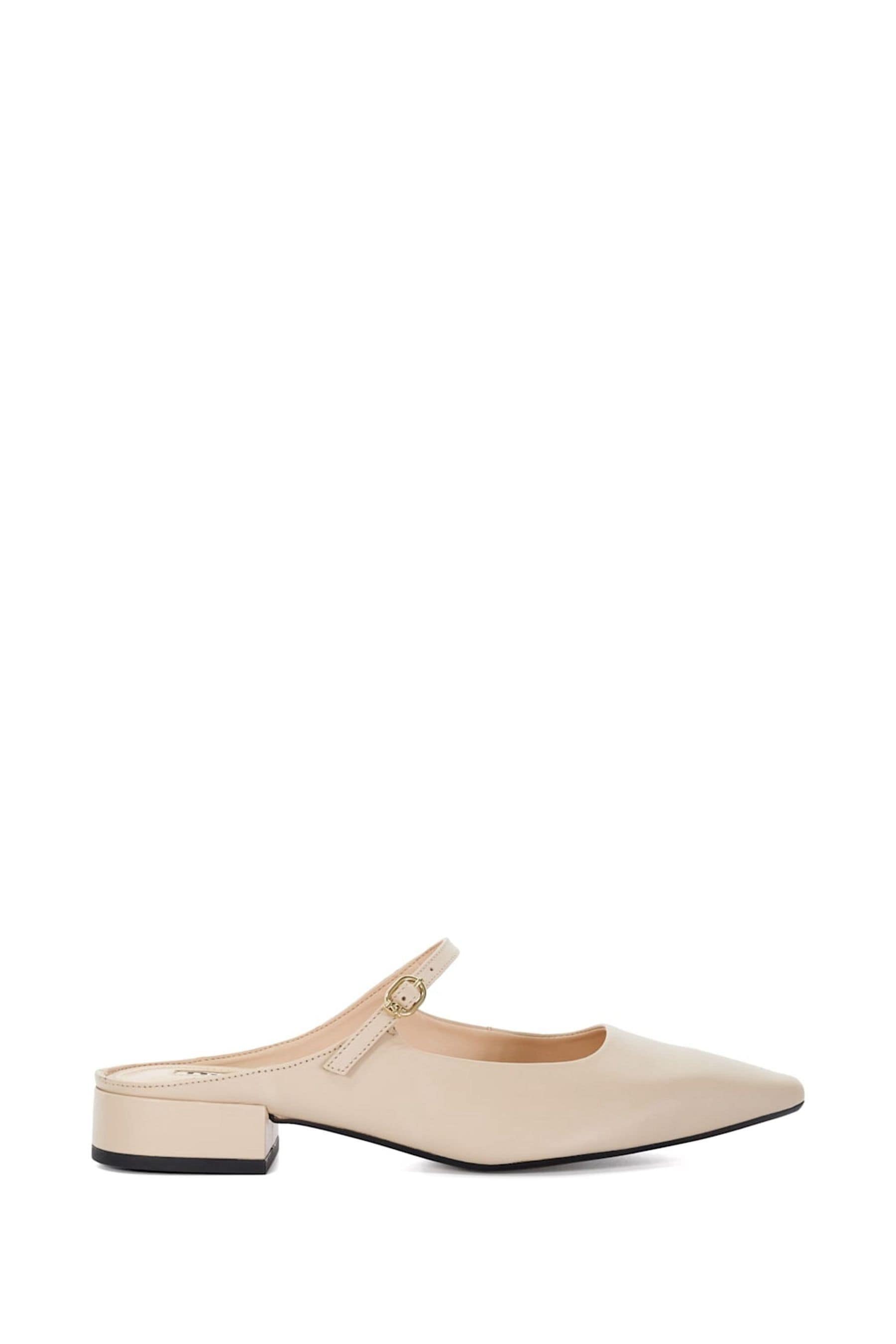 Cream flat shoes uk best sale
