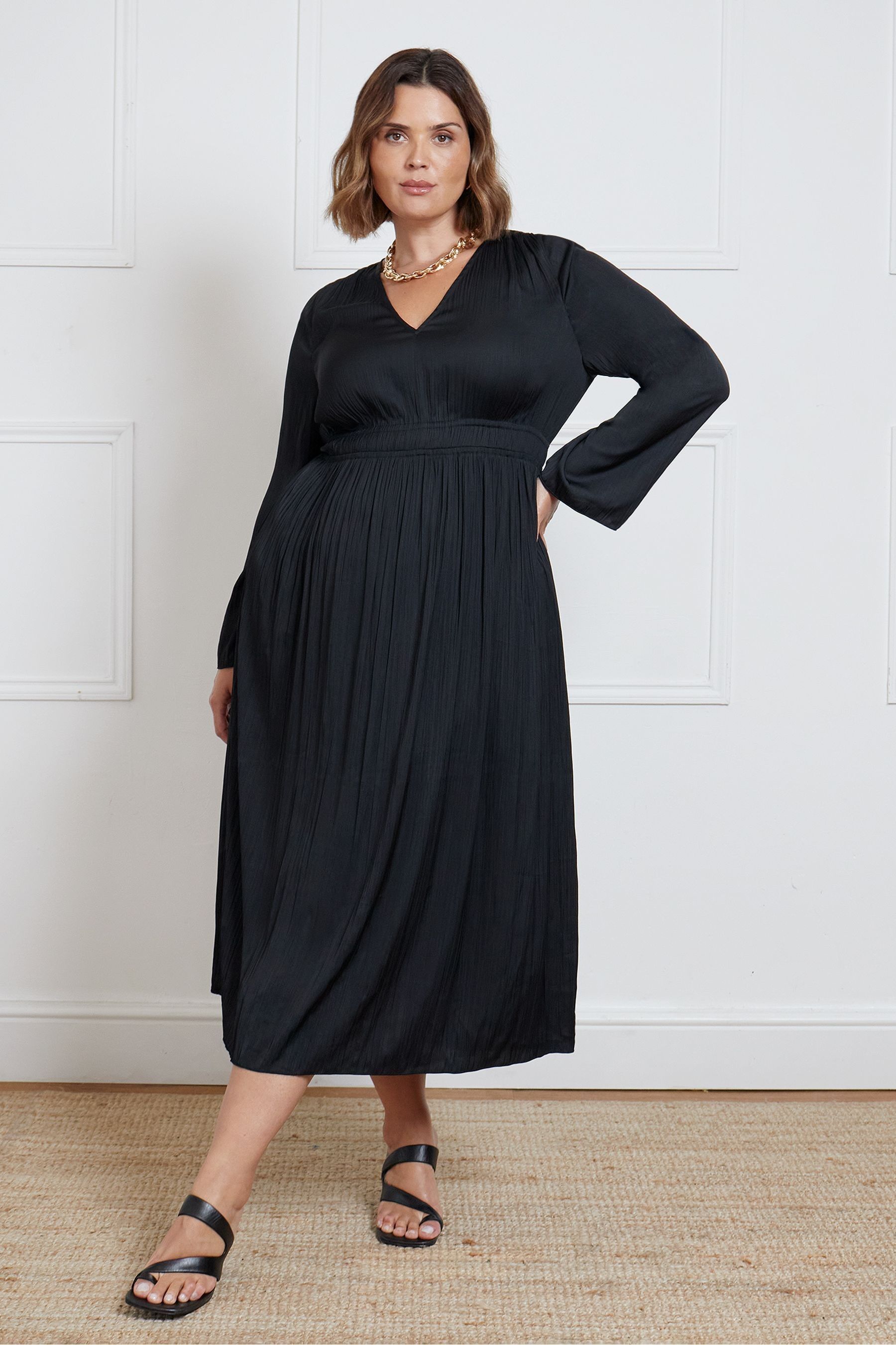 Black pleated midi dress cheap