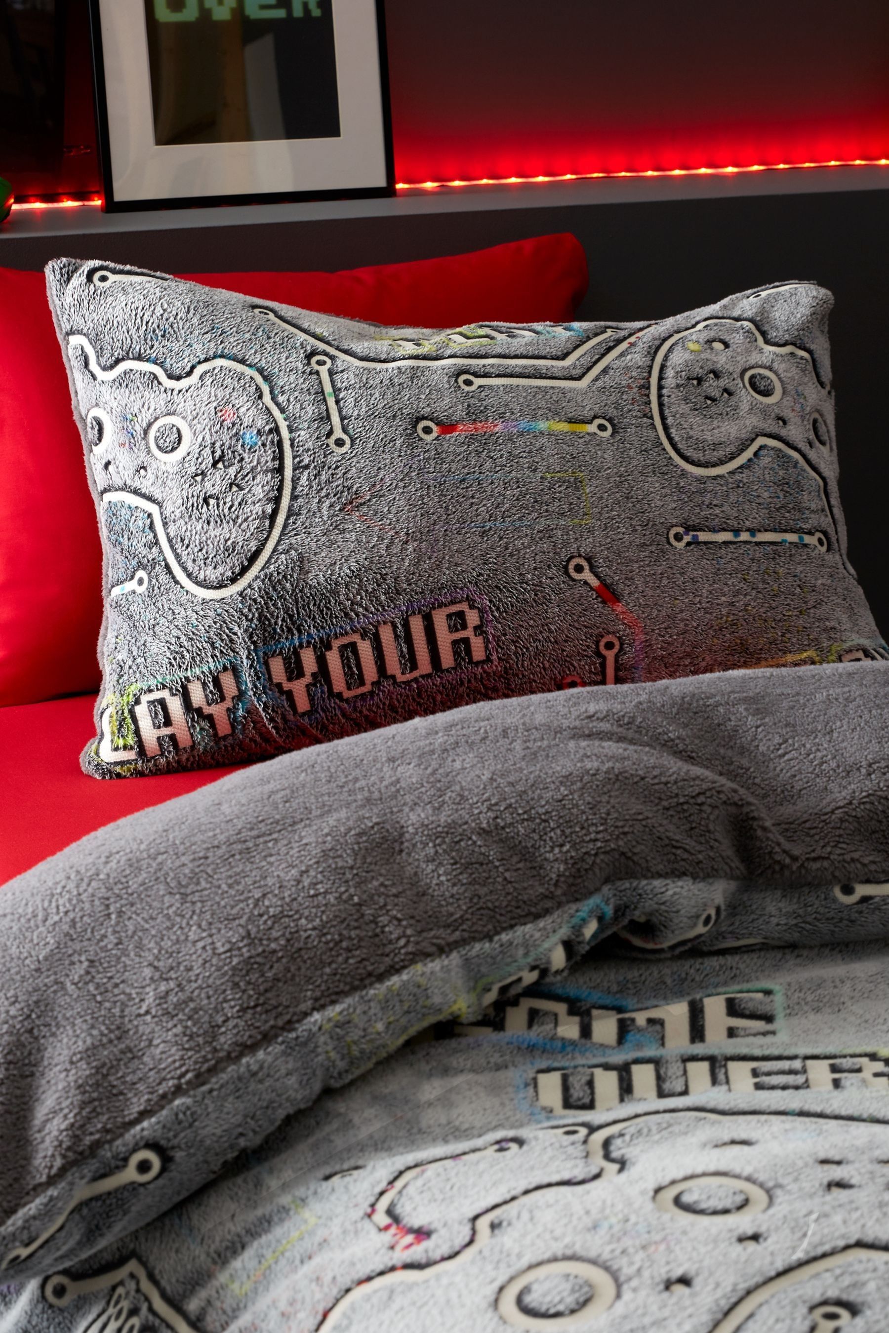 Silent night teddy fleece duvet glow in the dark 2025