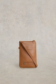 White Stuff Brown Clemmy Leather Phone Bag - Image 2 of 4