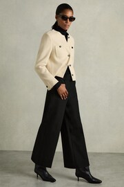 Reiss Black Myrtle Petite Cropped Wide-Leg Twill Trousers - Image 3 of 7