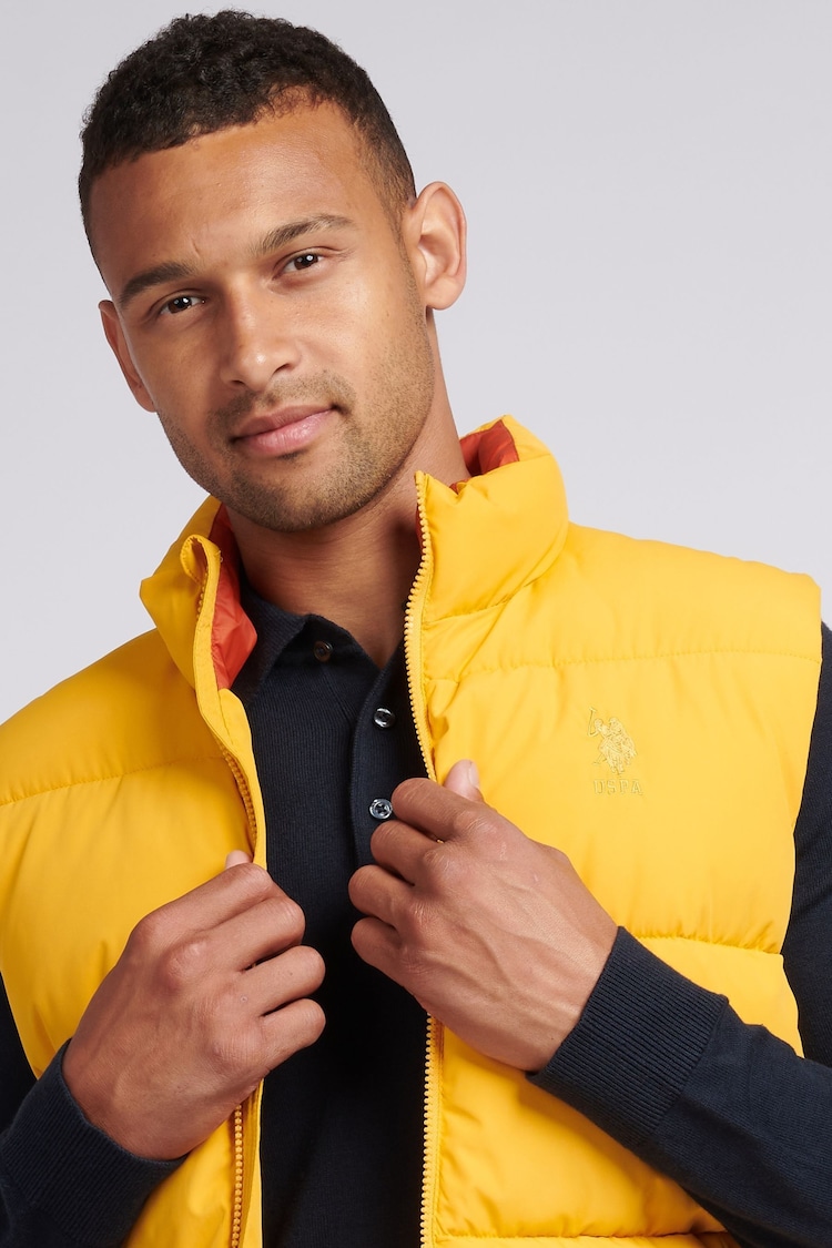 U.S. Polo Assn Yellow U.S. Polo Assn. Mens Wide Baffle Gilet - Image 2 of 6