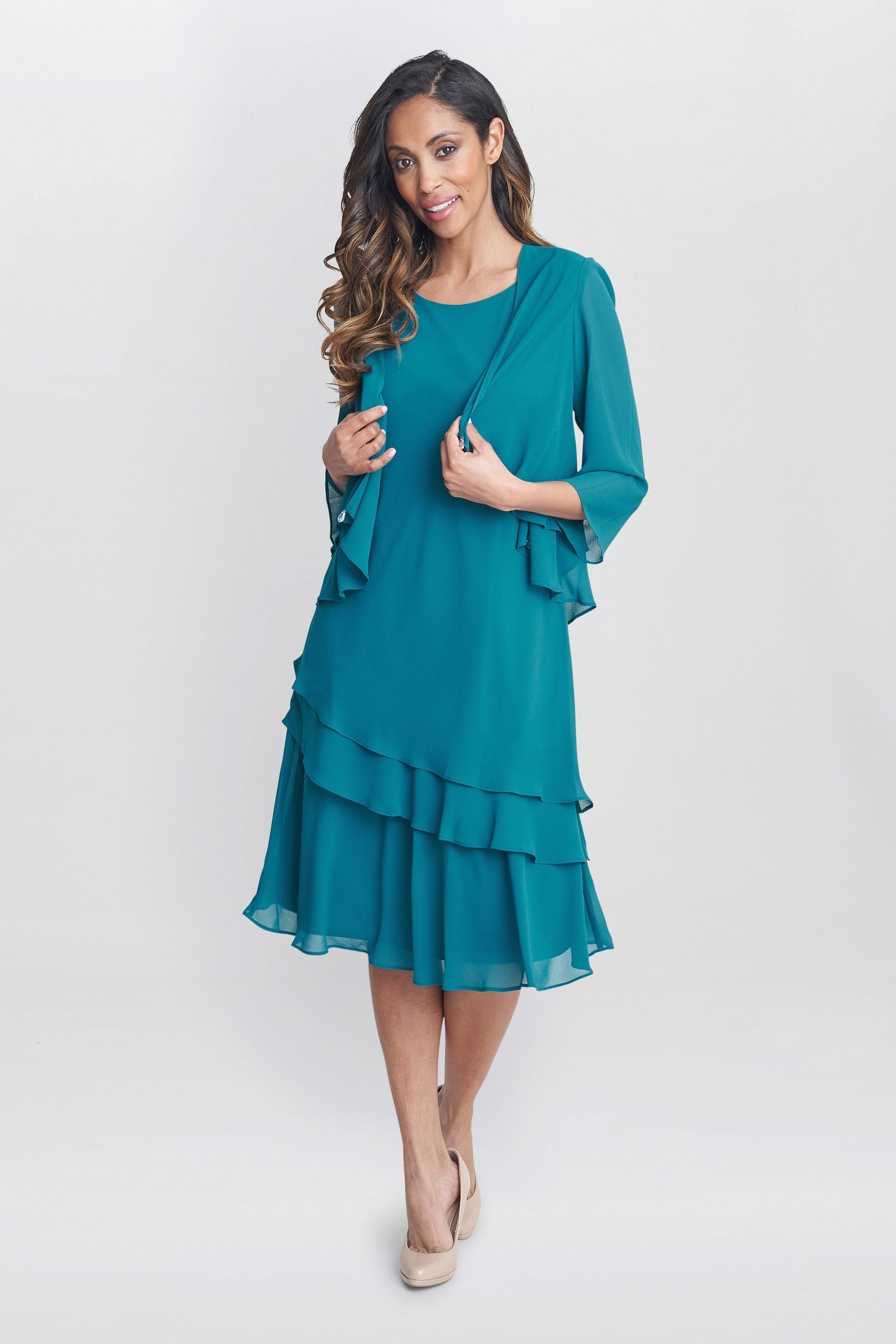 Gina bacconi green dress 2025