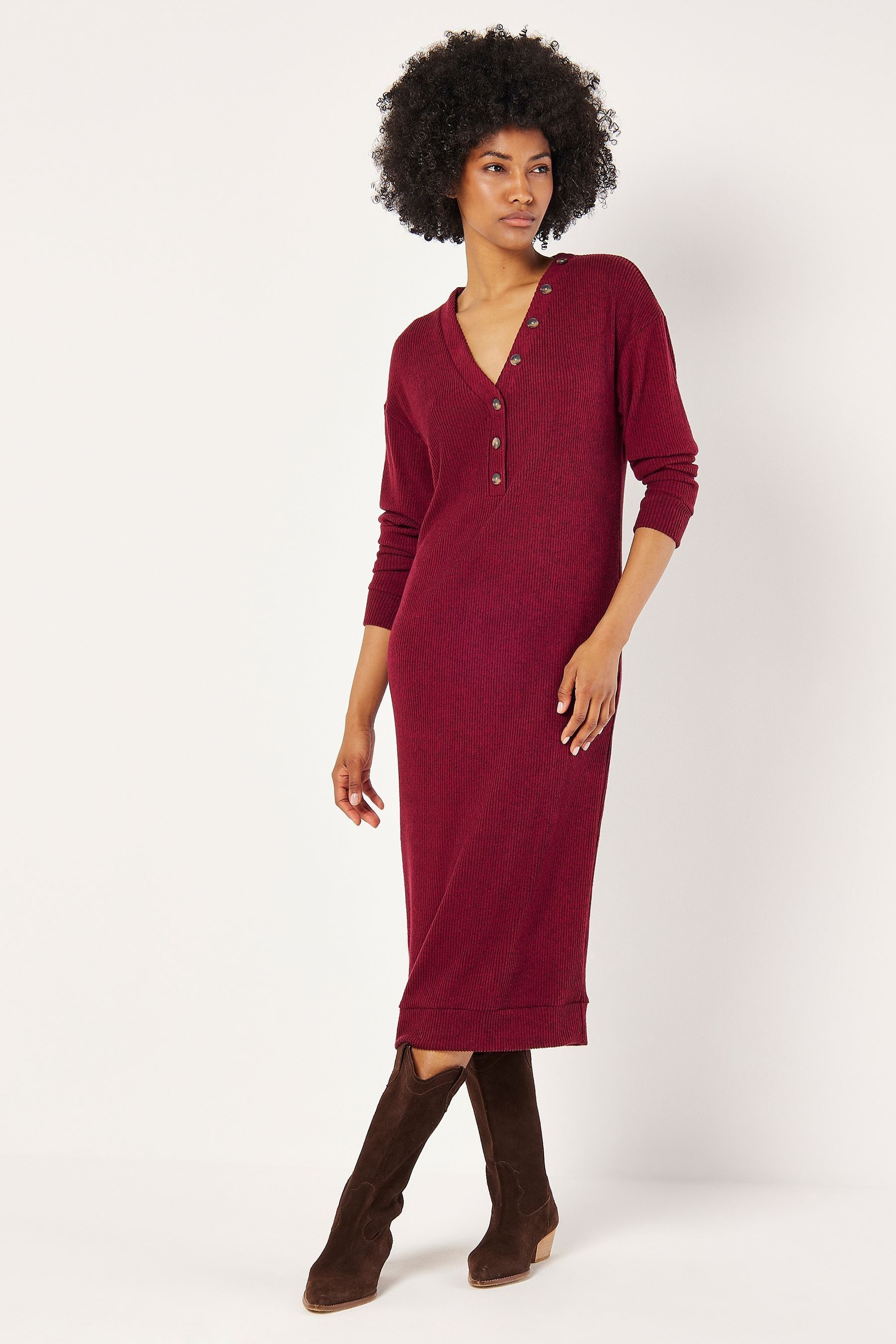 Apricot red dress outlet