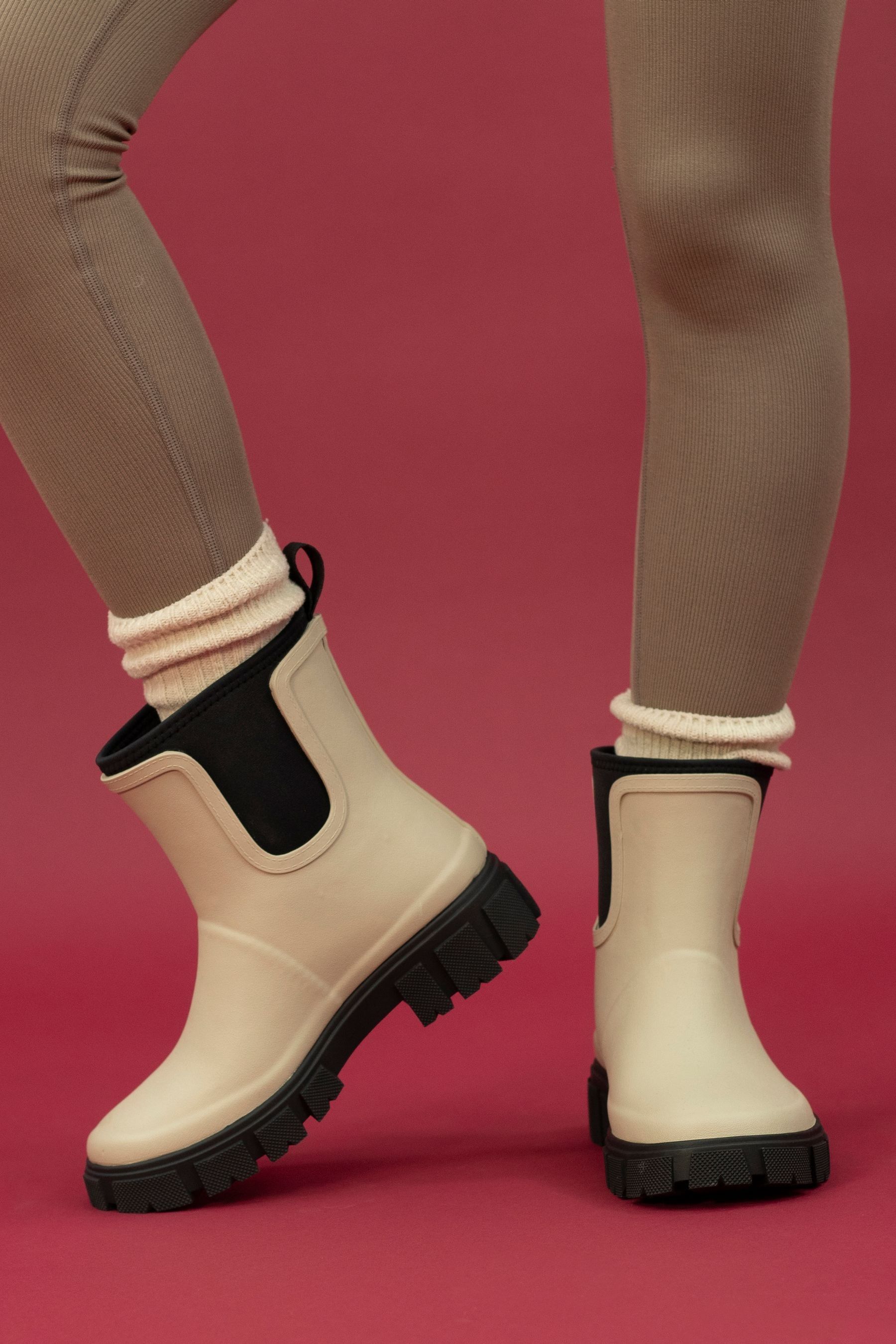 Buy Lunar Lazy Dogz Lake Ankle Wellies from the Next UK online shop