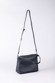 Lakeland Leather Blue Esthwaite Shoulder Bag - Image 5 of 6