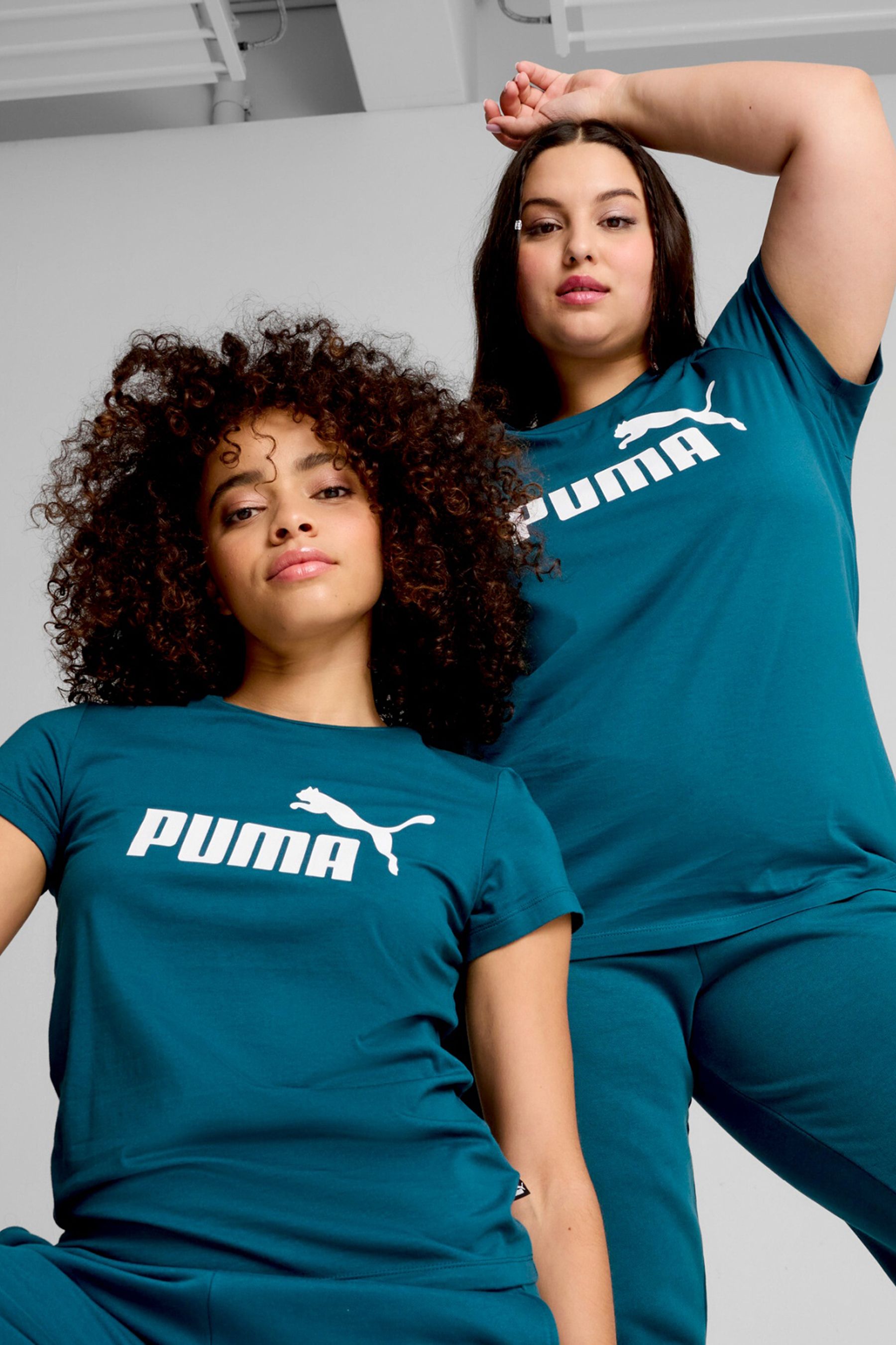 Womens green pumas outlet