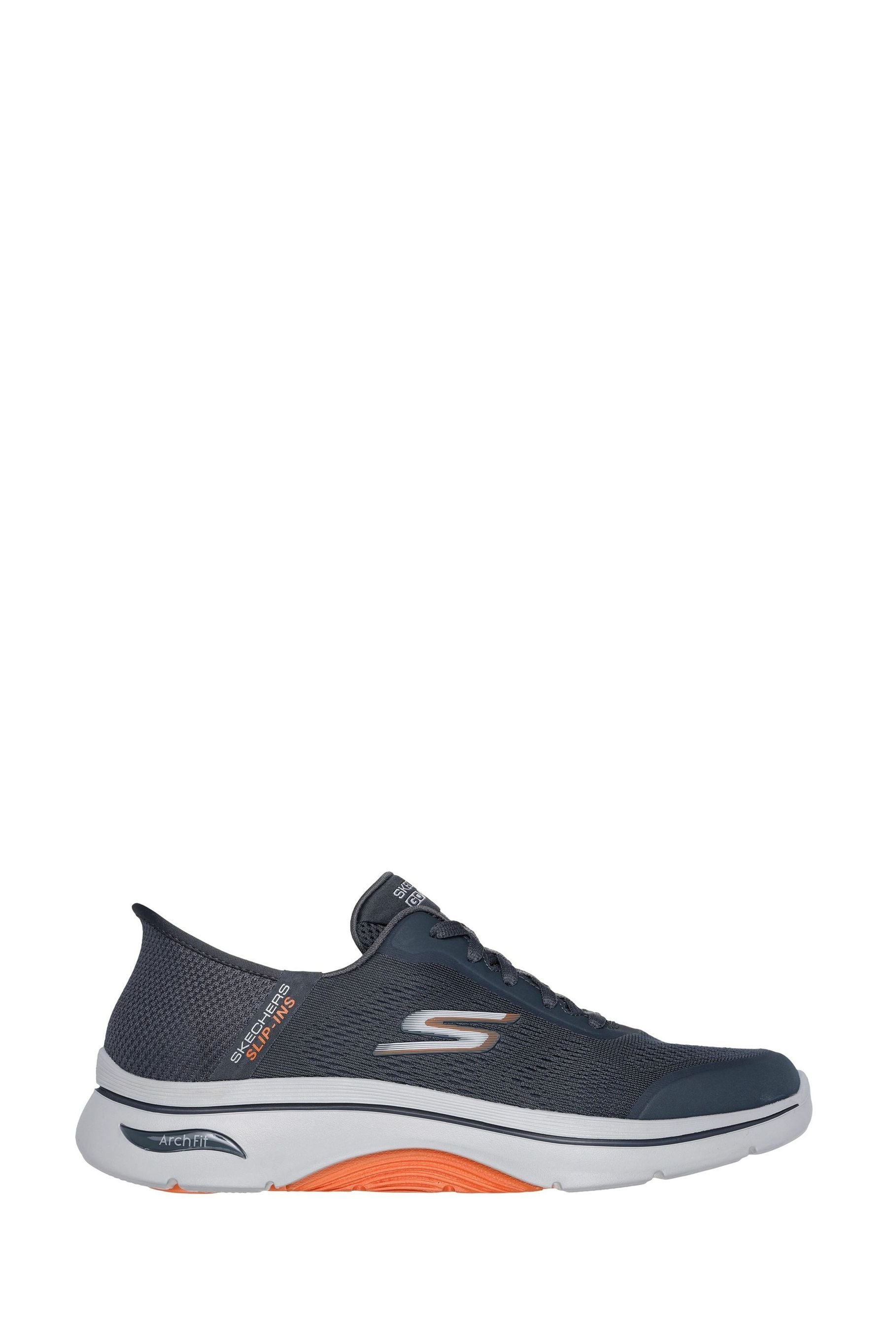 Skechers wide canada store
