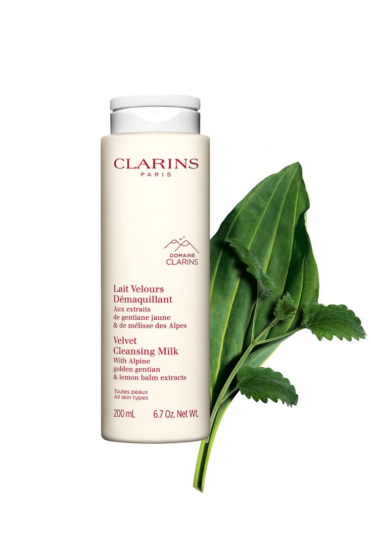 Clarins Velvet Cleansing Milk 200ml - Image 2 of 5