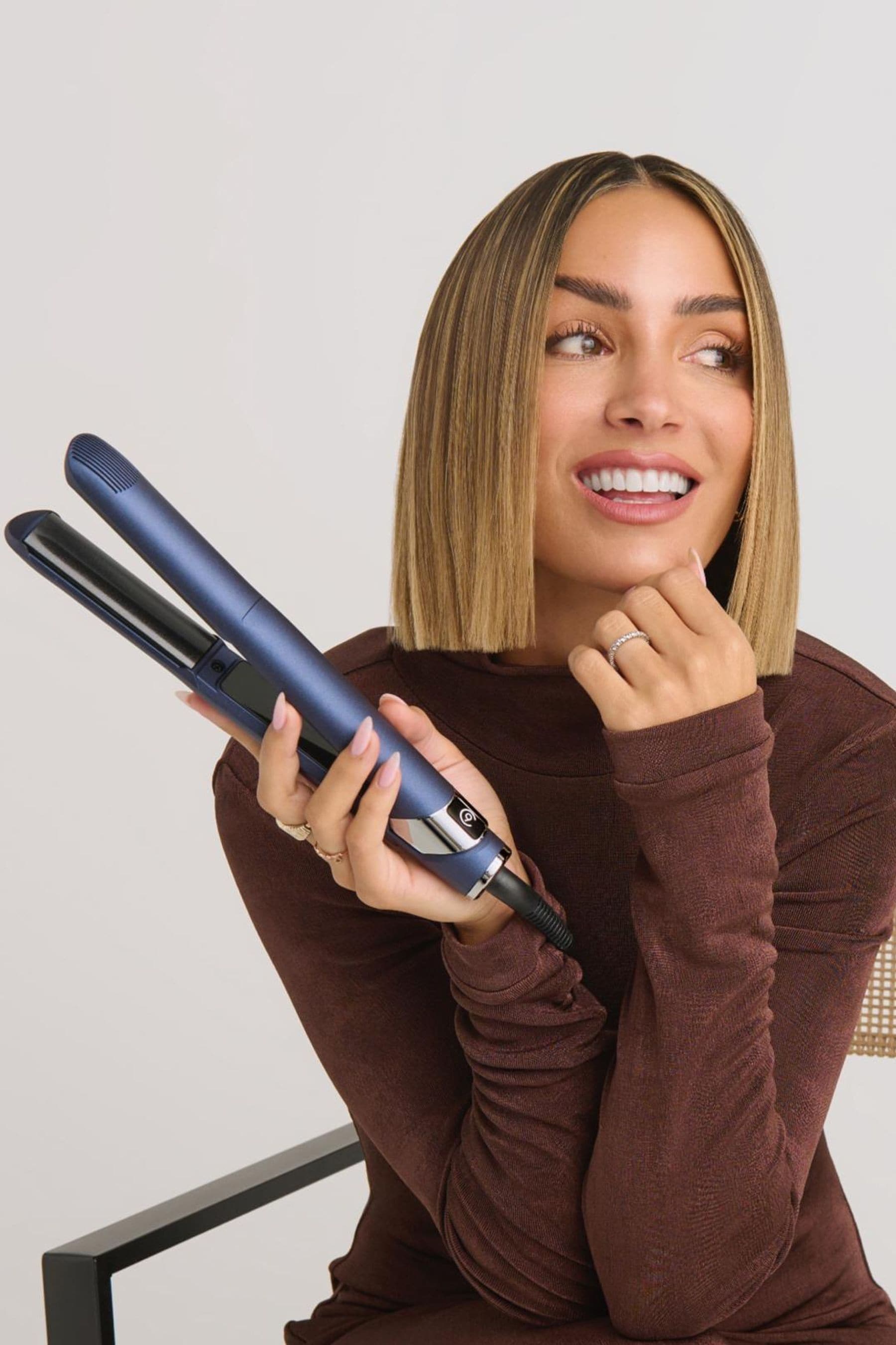 CLOUD NINE Midnight Blue The 2in1 Contouring Iron Pro Hair Straightener