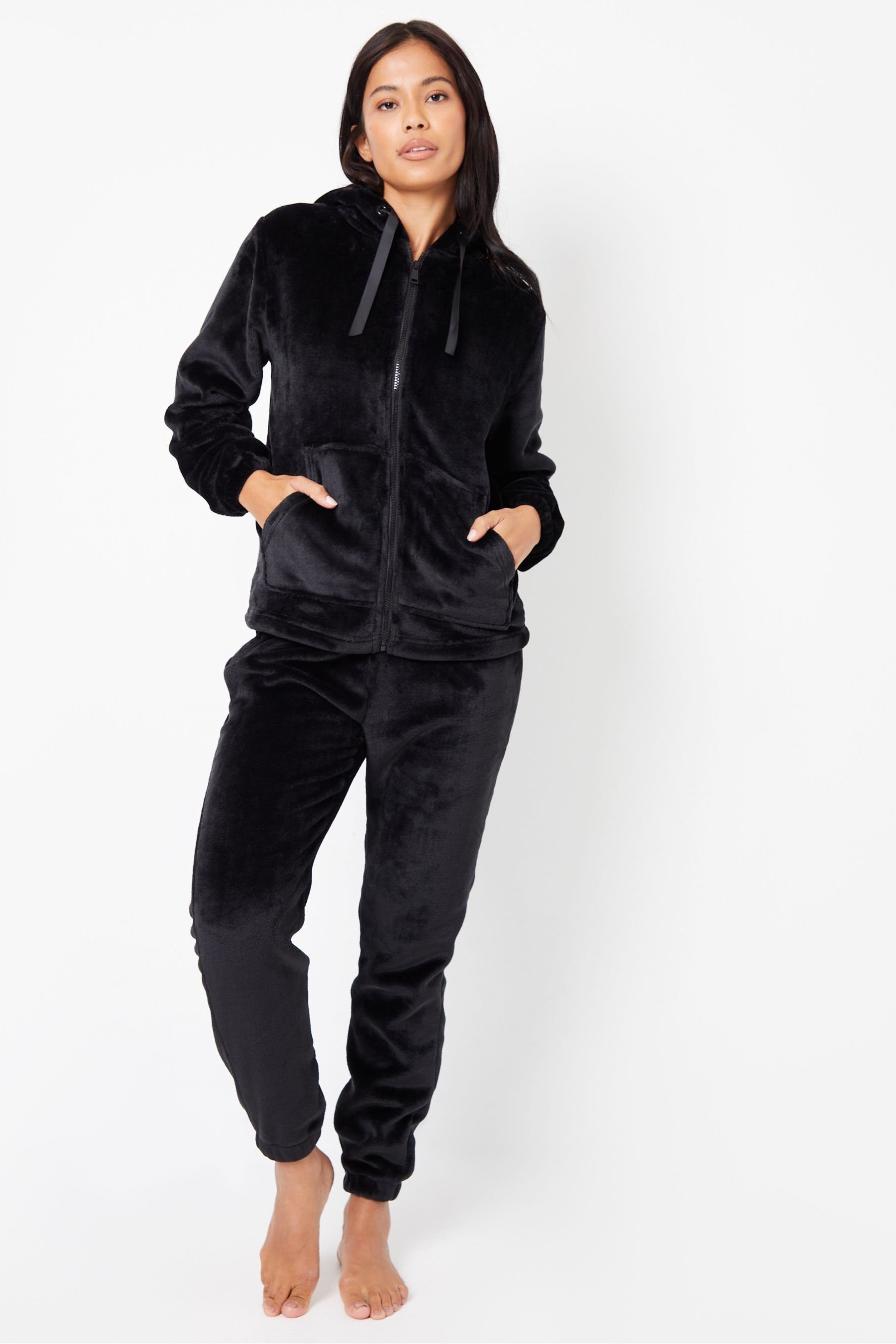 Black velvet pajamas clearance
