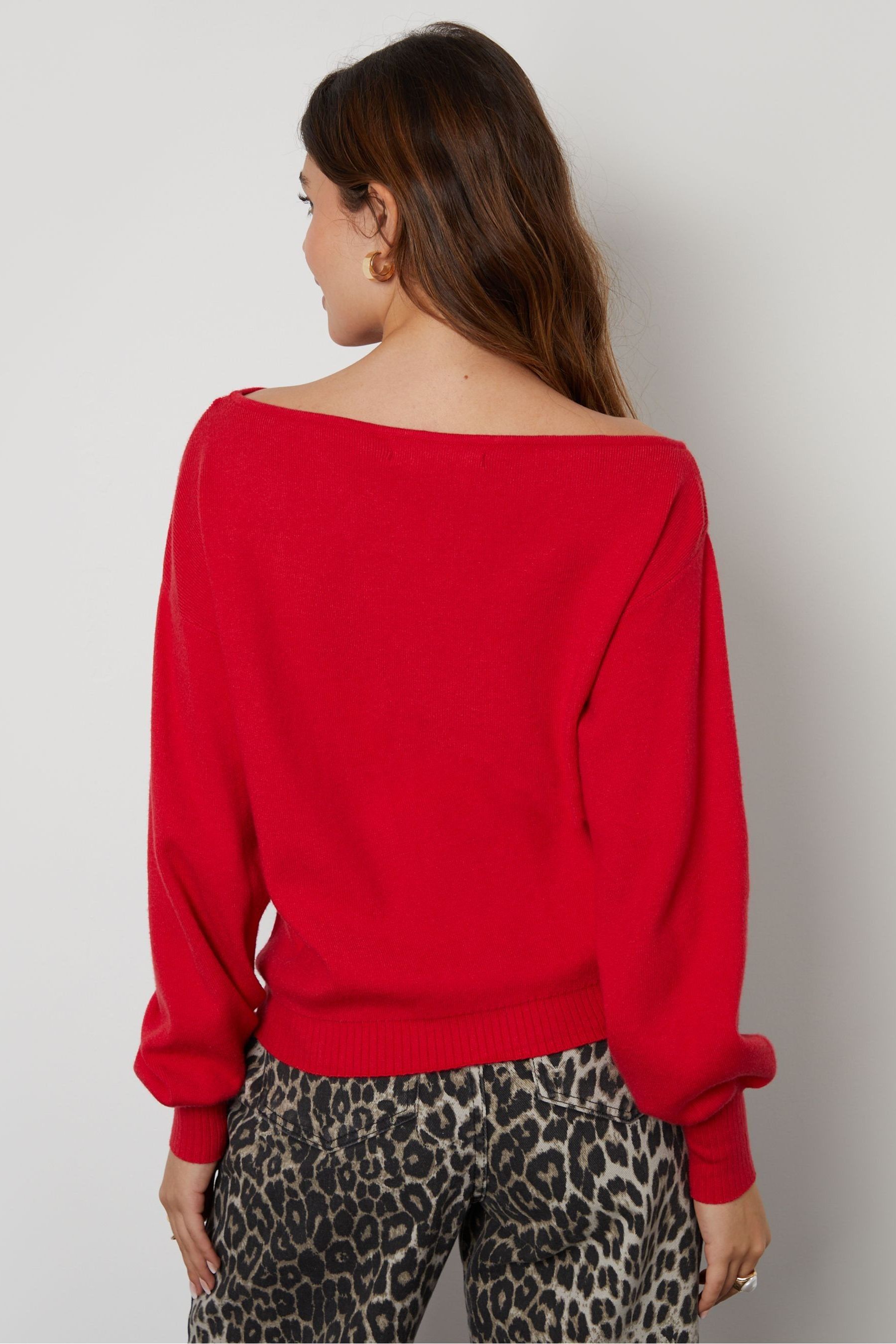 Red slash neck jumper discount