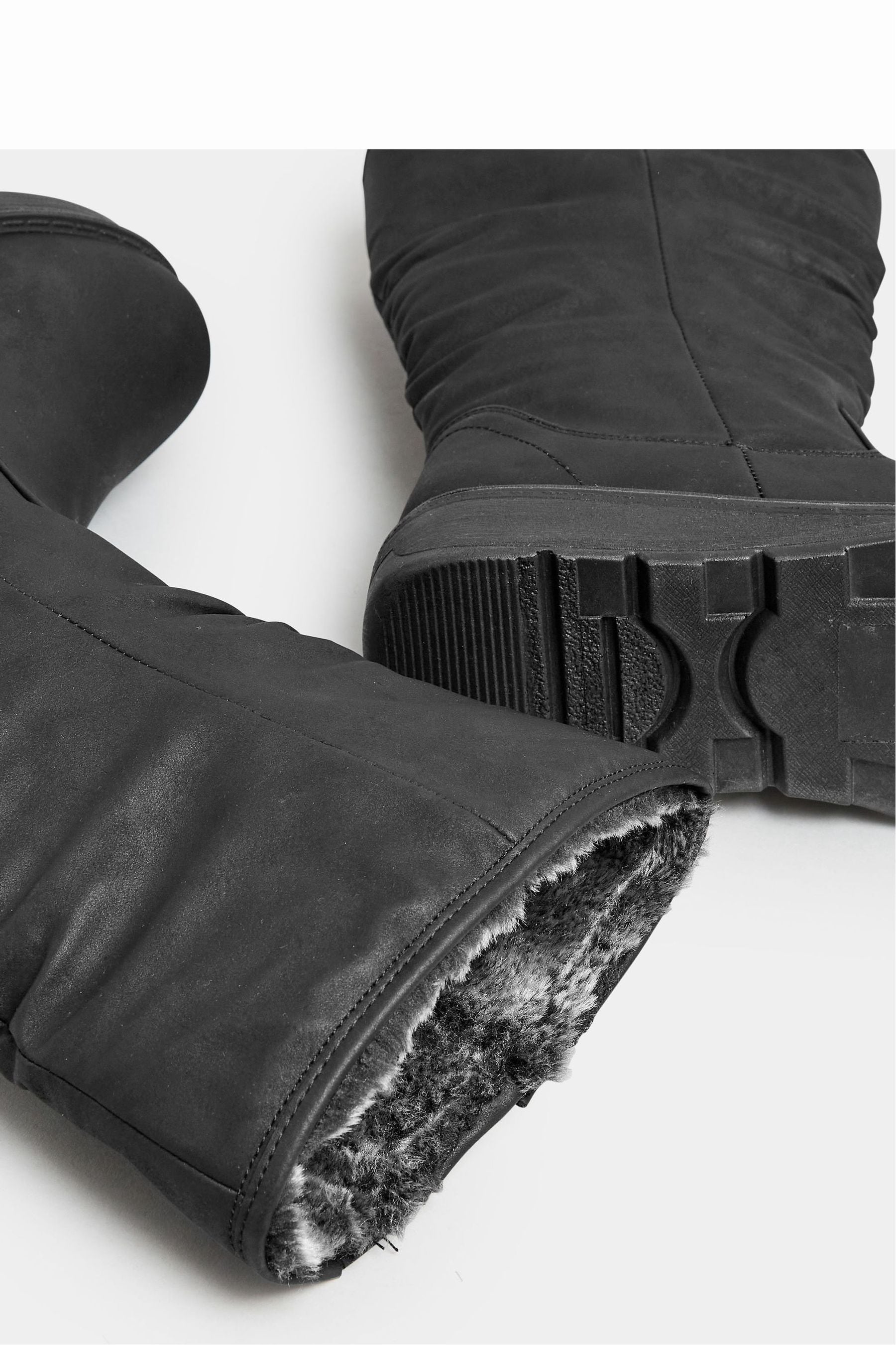 Very wide fit boots top