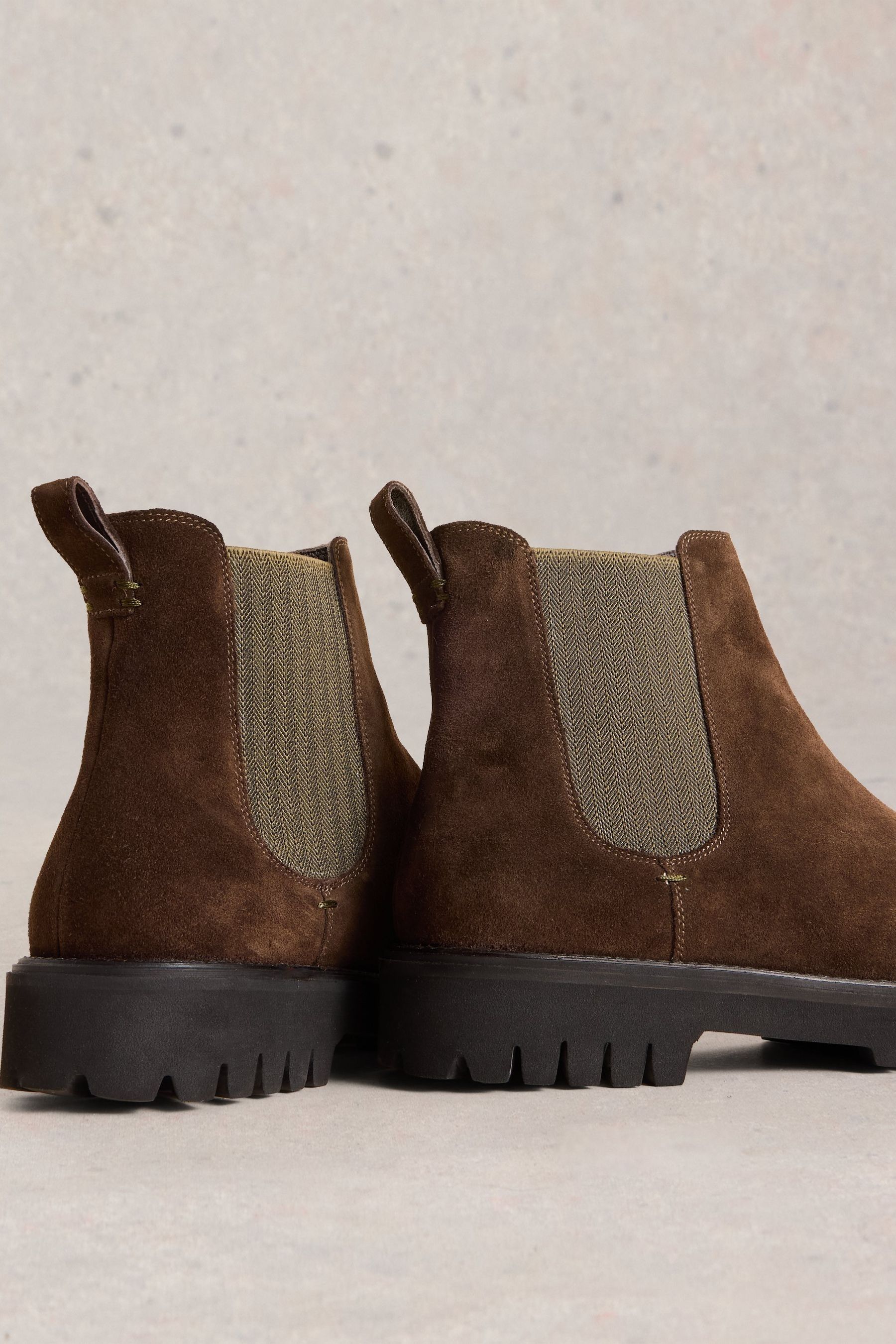 Chunky suede chelsea boots hotsell