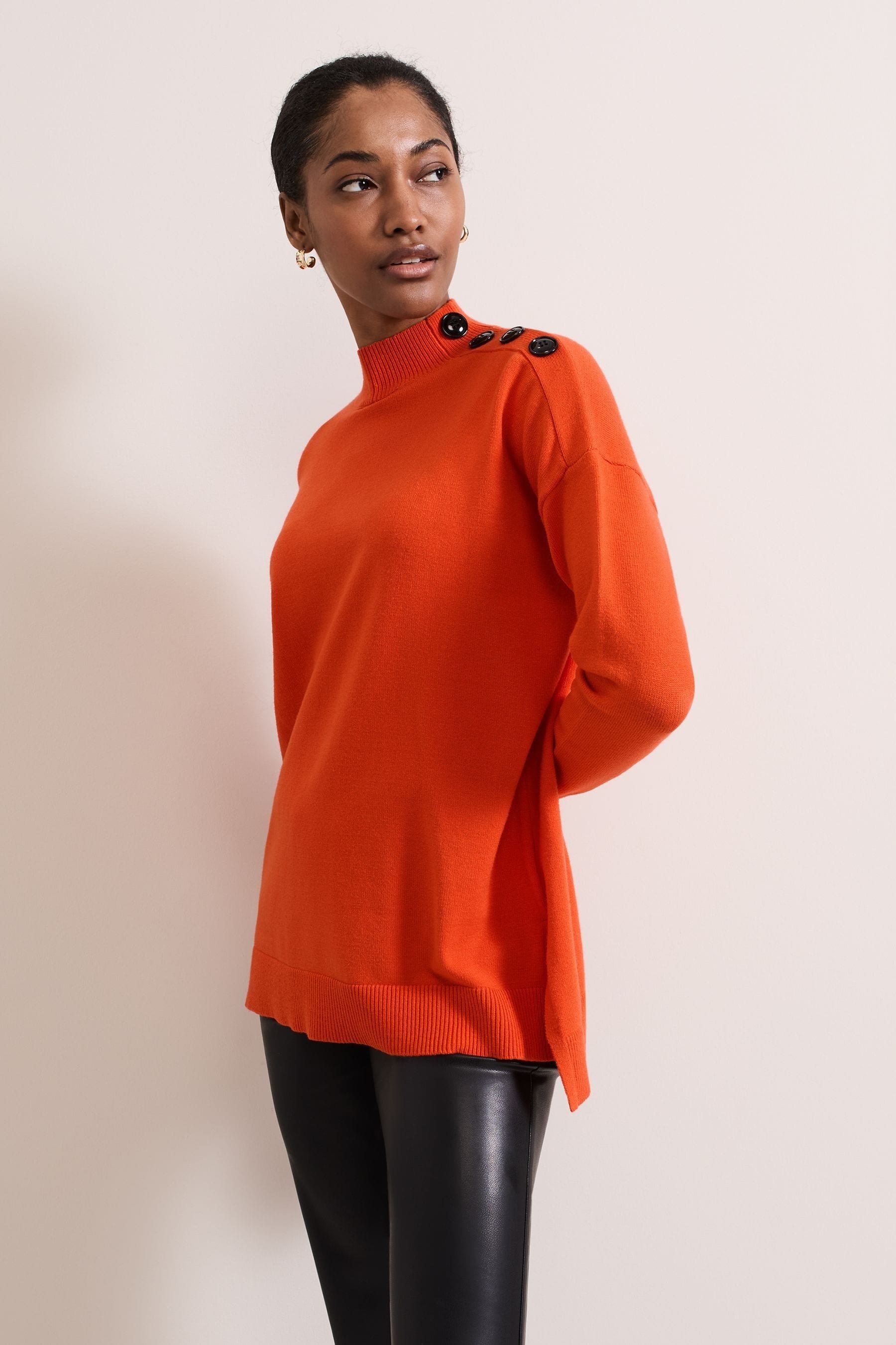 Orange and black jumper new arrivals
