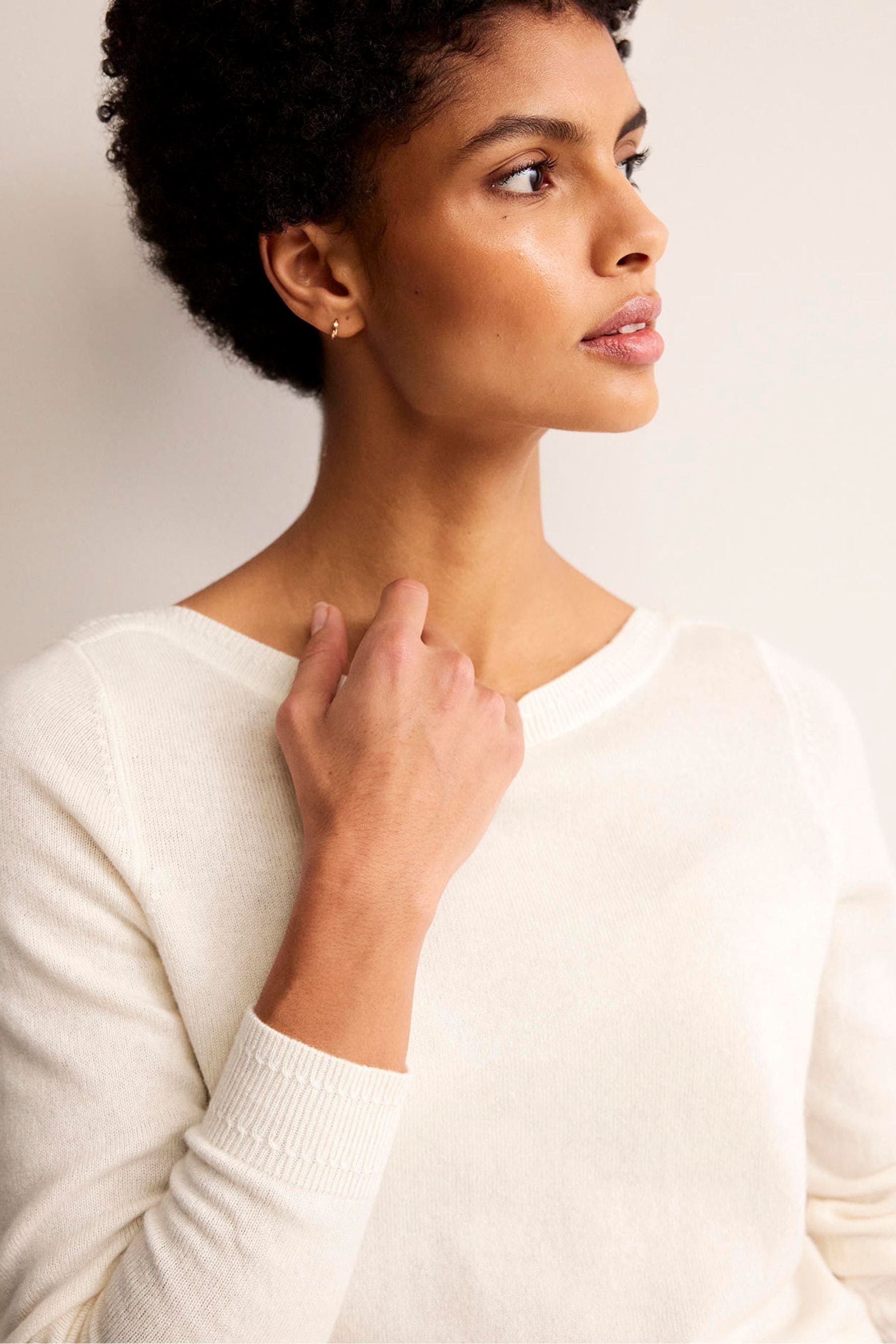 Boden cream jumper discount