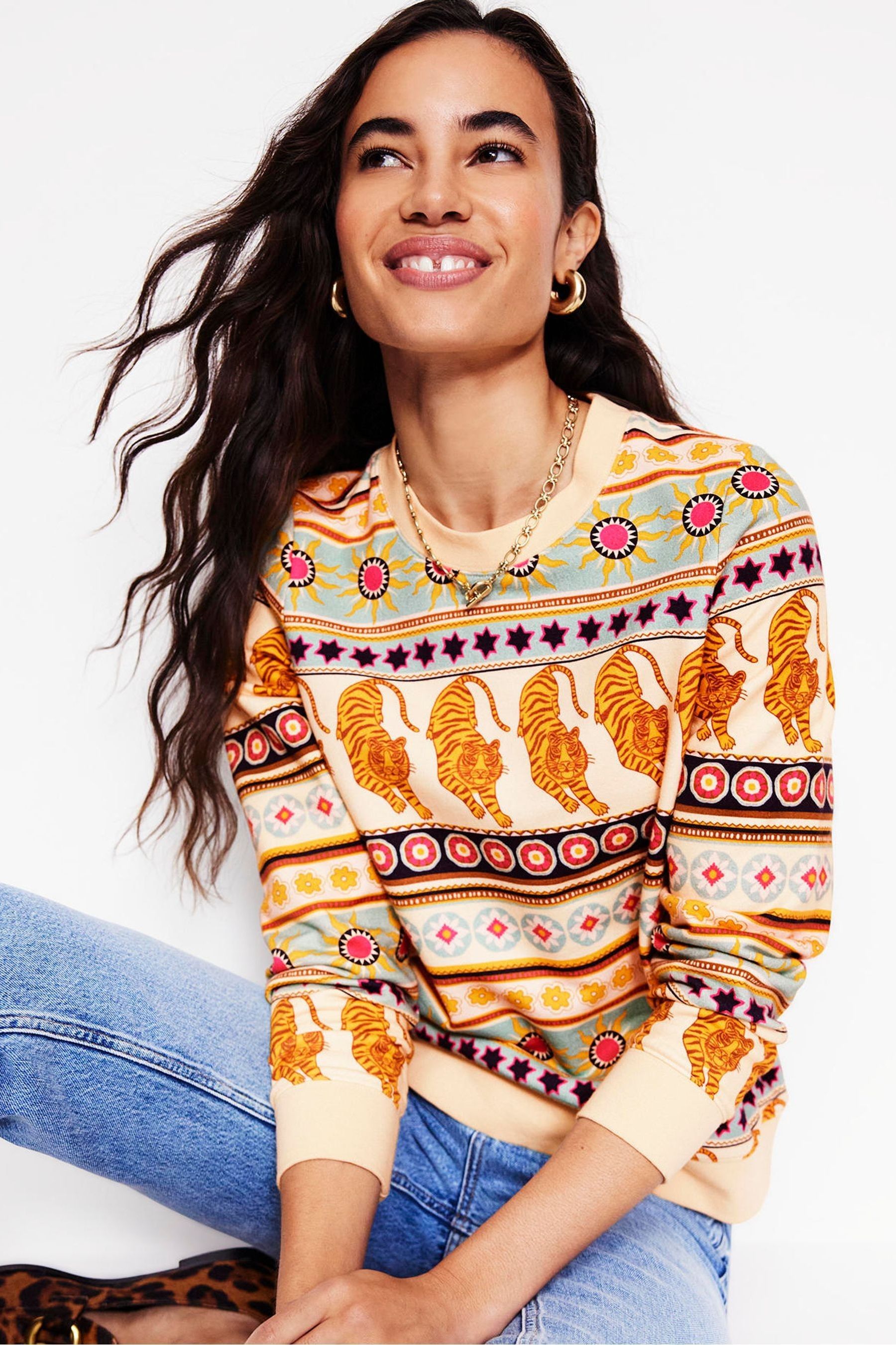 Printed sweatshirt for women best sale