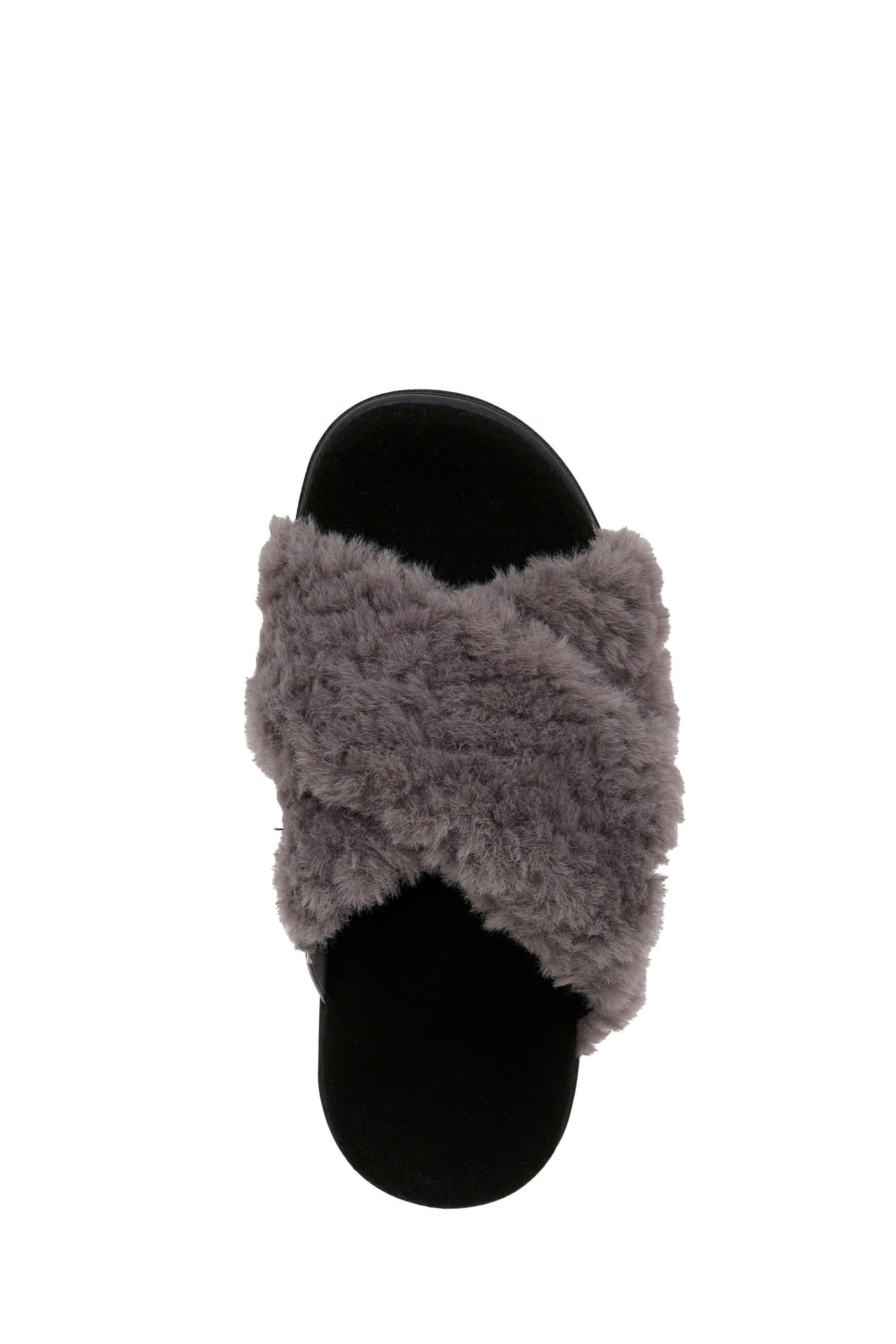Relax fur slippers cheap